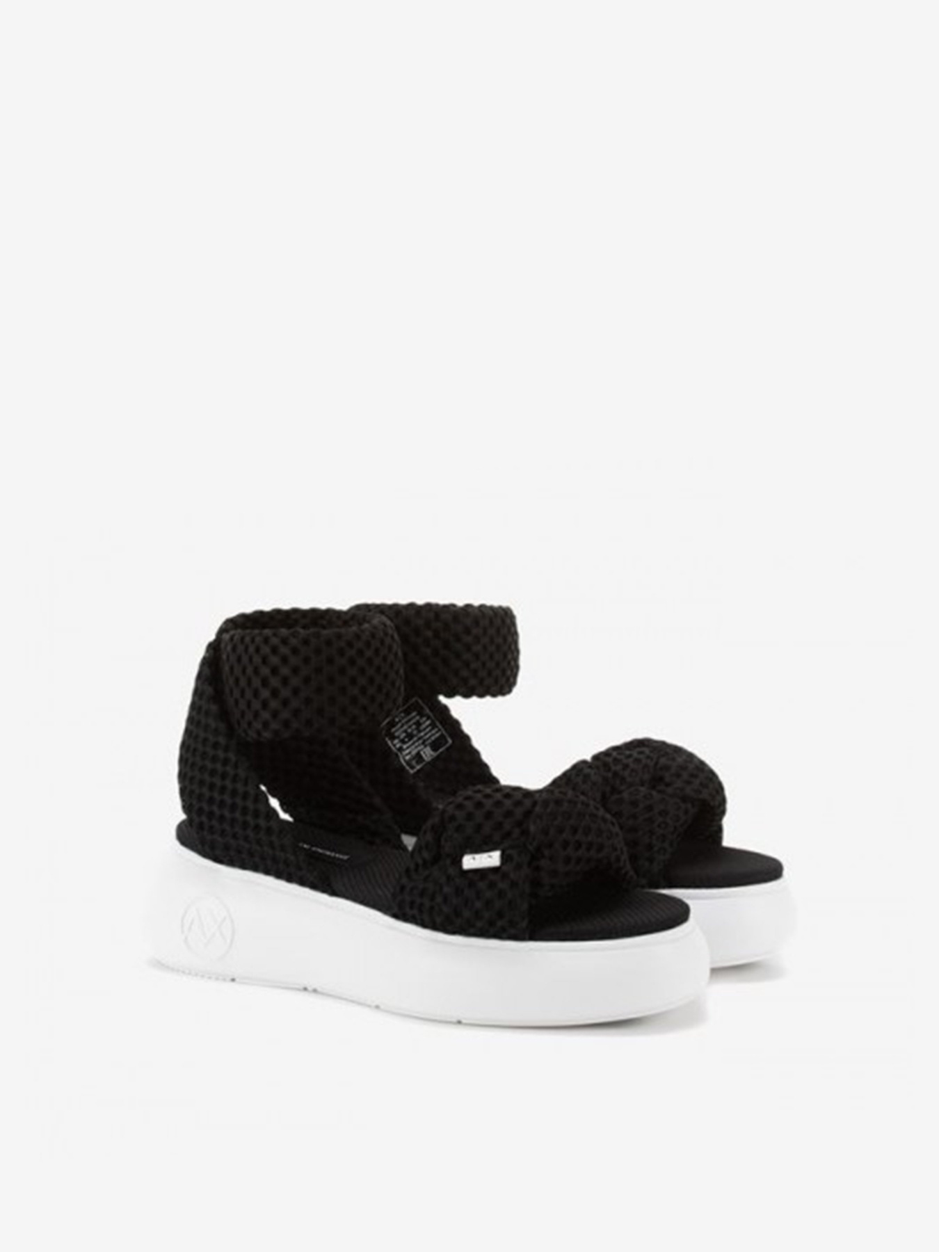 Босоножки Armani Exchange модель XDP021-XV378-00002 Фото