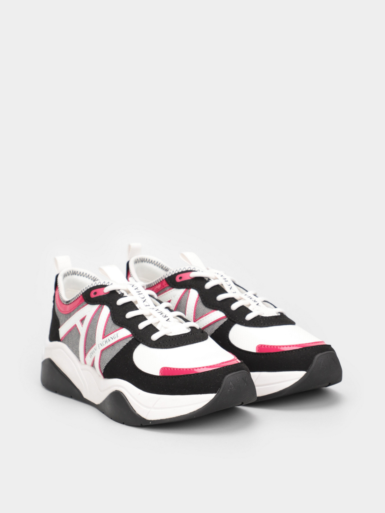 Кроссовки Armani Exchange модель XDX039-XV395-K501 Фото