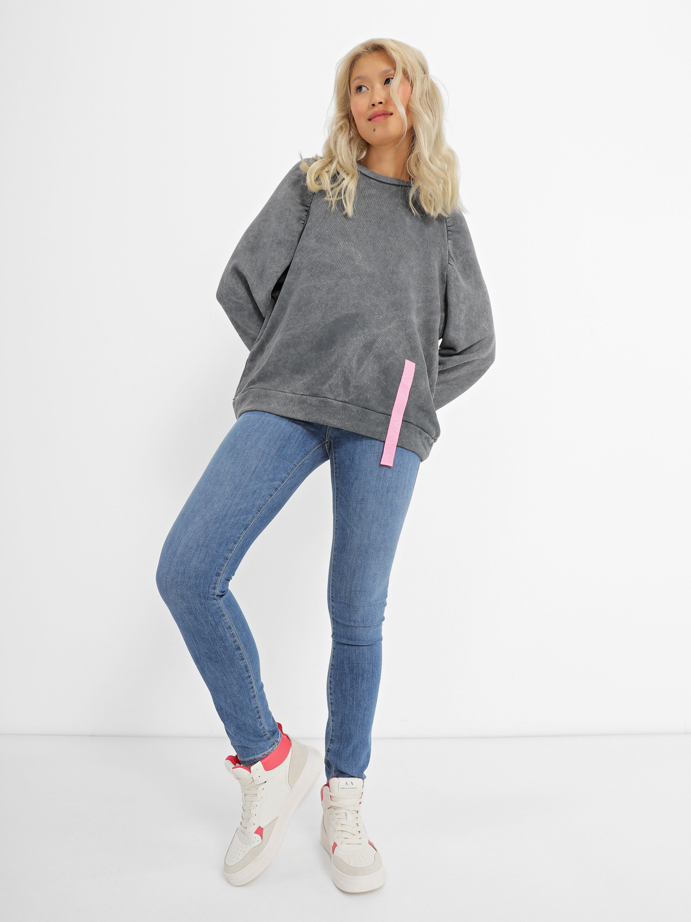 Кроссовки повседневные Armani Exchange модель XDZ024-XV579-K742 Фото