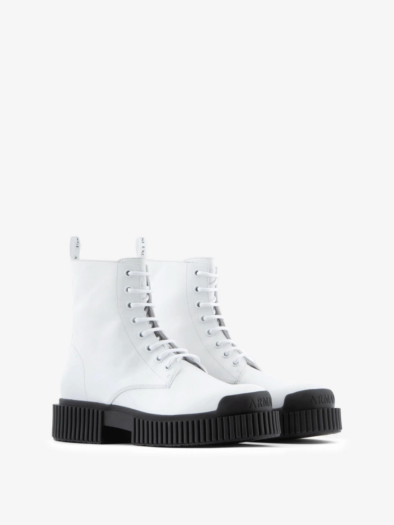 Ботинки Armani Exchange модель XDM005-XV628-00001 Фото