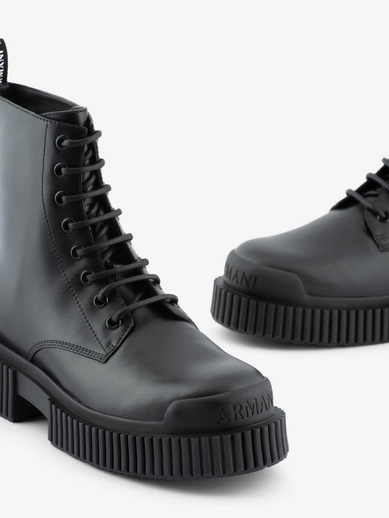 Черевики та чоботи Armani Exchange модель XDM005-XV628-00002 Фото