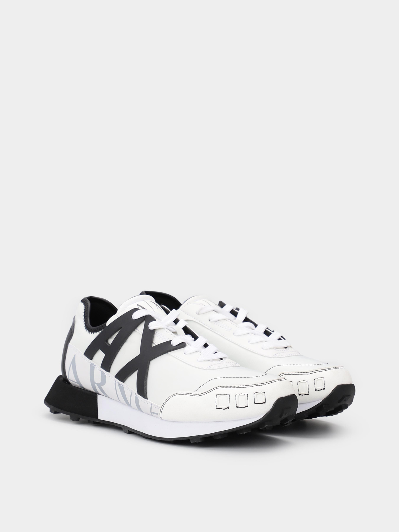 Кроссовки Armani Exchange модель XDX110-XV589-Q491 Фото