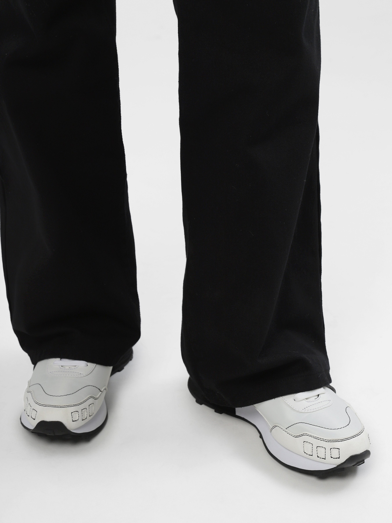 Кроссовки Armani Exchange модель XDX110-XV589-Q491 Фото