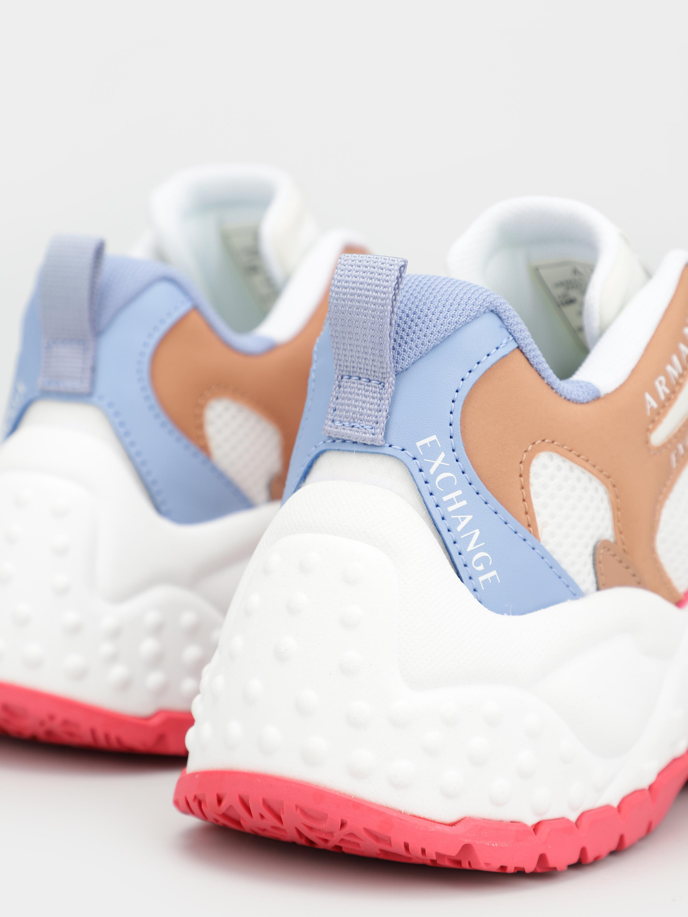 Кросівки повсякденні Armani Exchange модель XDX120-XV708-S572 Кросівки повсякденні Armani Exchange модель XDX120-XV708-S572 Фото