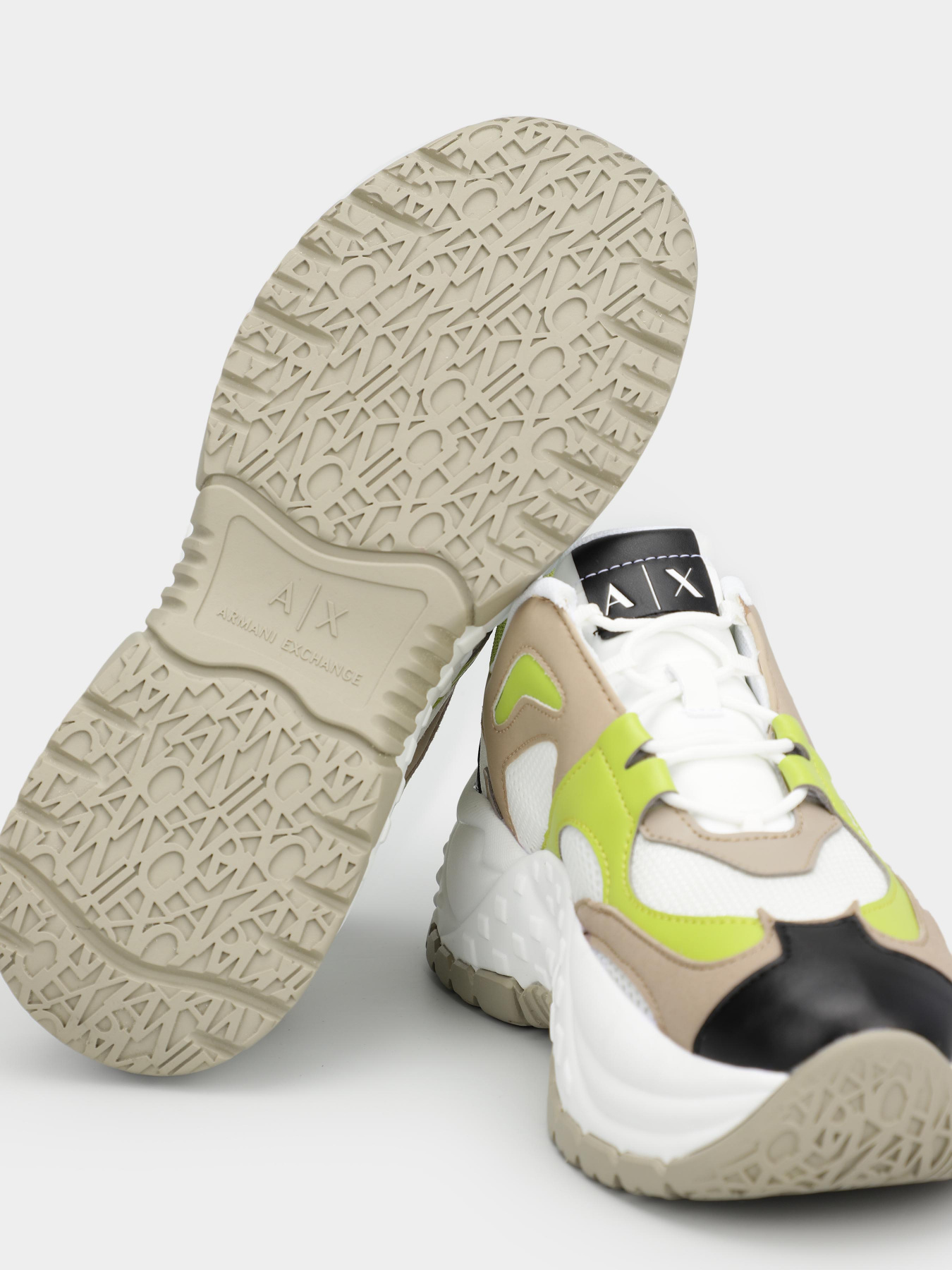 Кросівки Armani Exchange Модель XDX120-XV708-S600 Фото