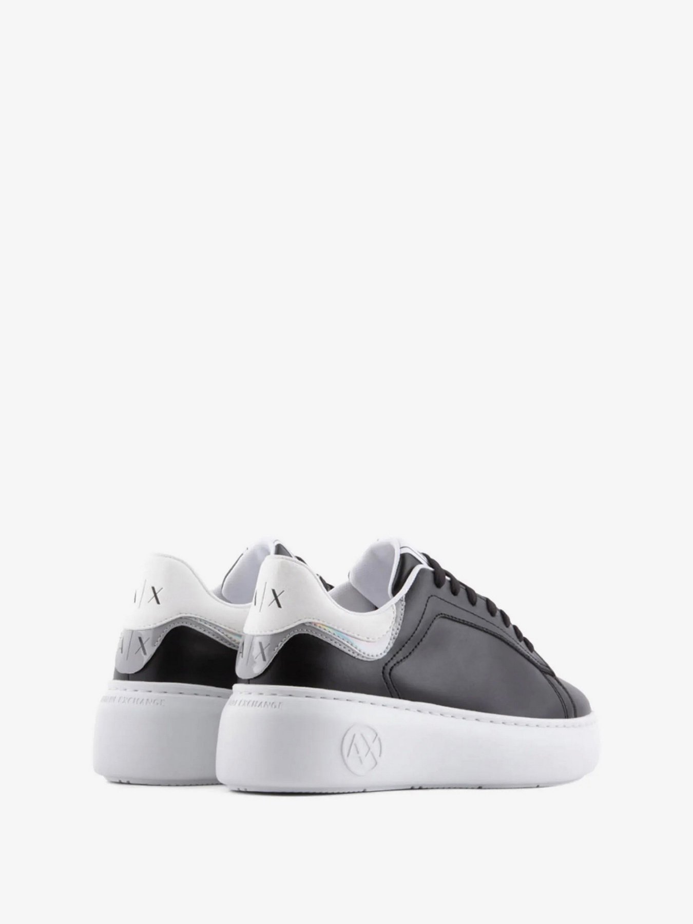 Кроссовки повседневные Armani Exchange модель XDX108-XV635-S526 Фото