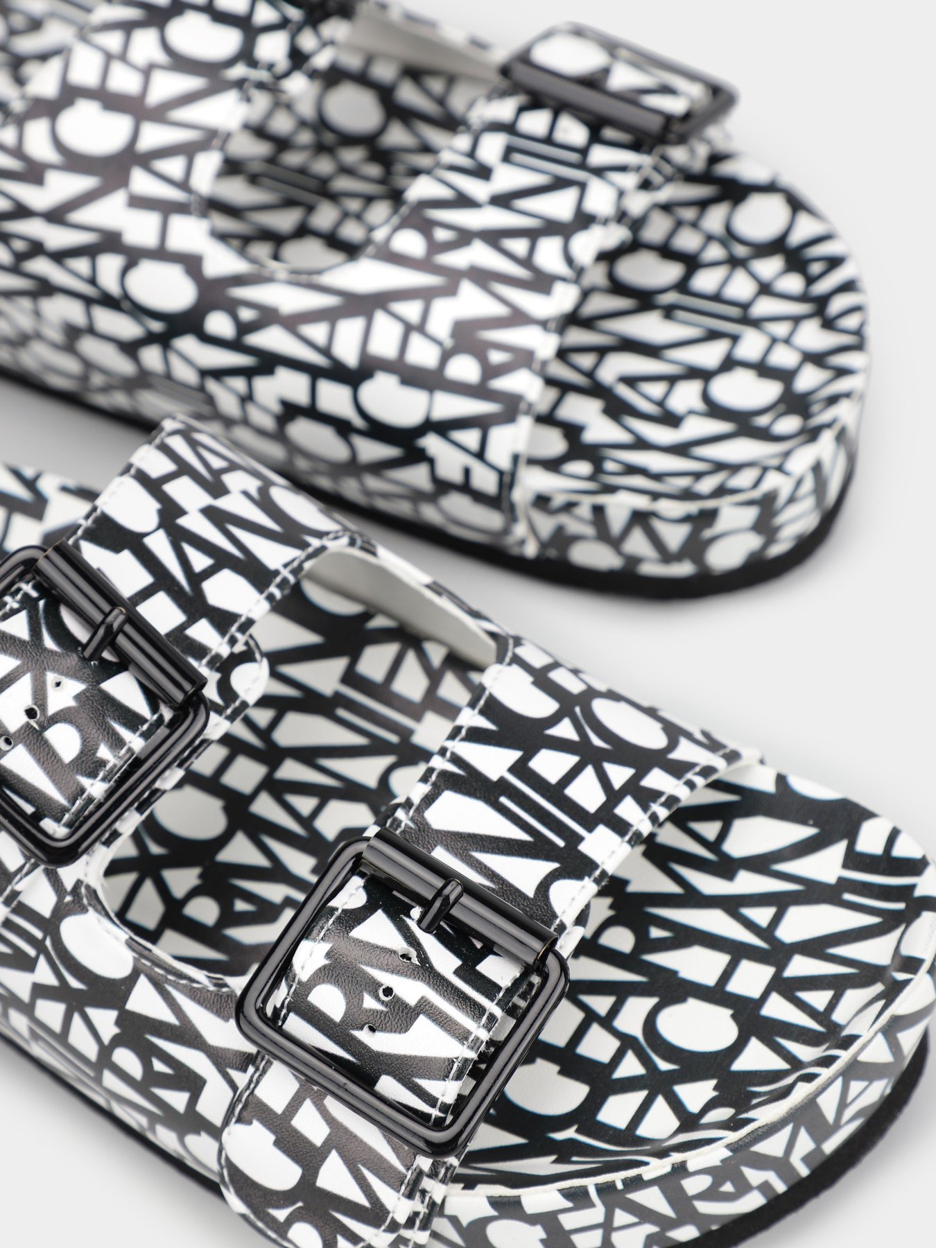 Шльопанці Armani Exchange модель XDP031-XV683-Q491 Фото