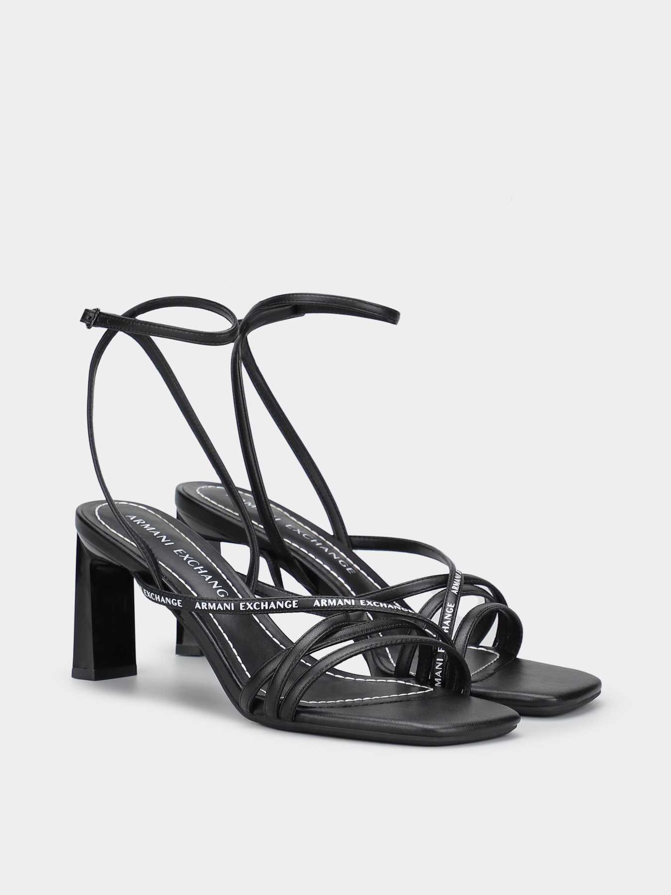 Босоножки Armani Exchange модель XDP033-XV688-00002 Фото