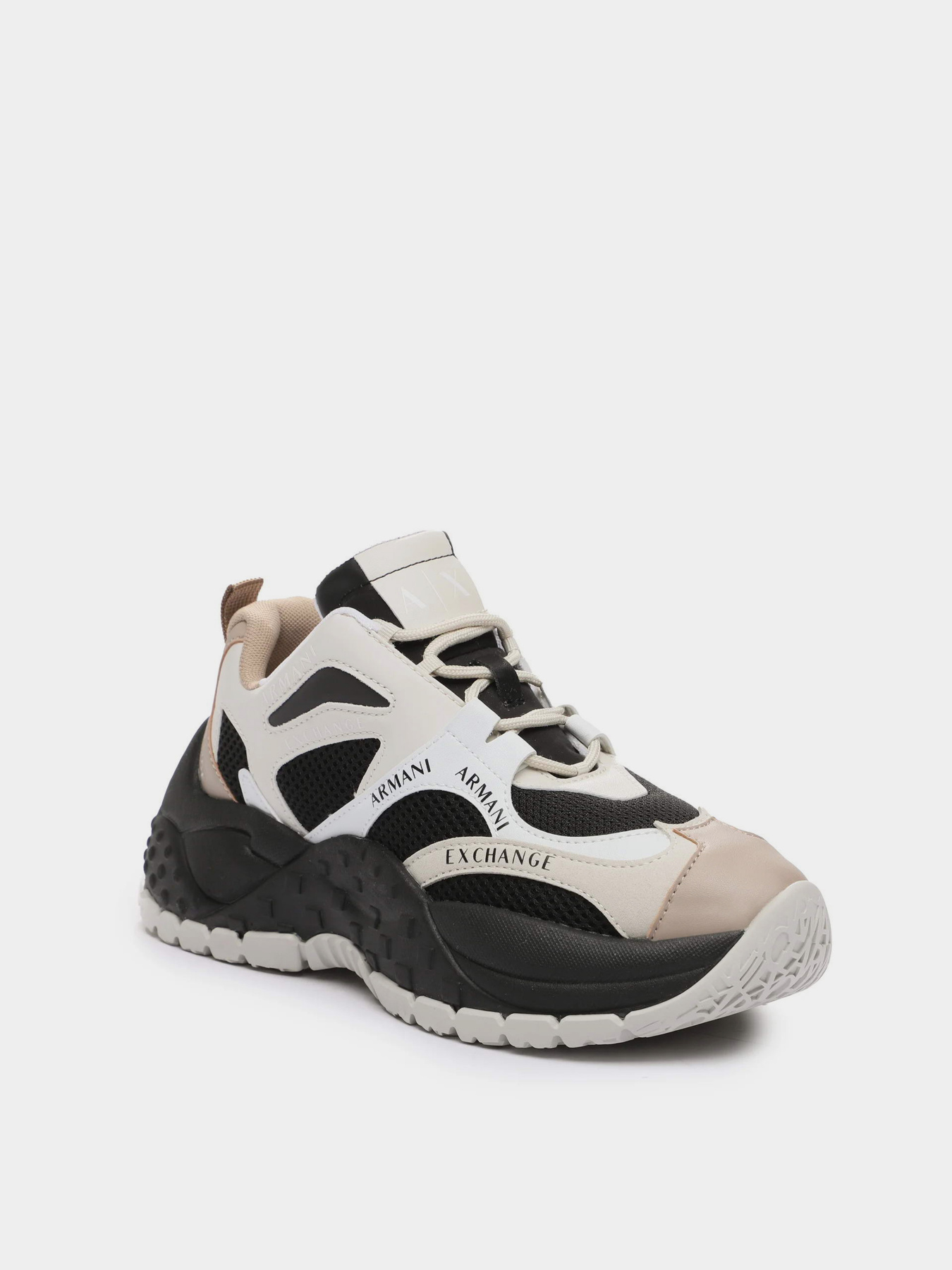 Кроссовки Armani Exchange модель XDX120-XV708-S949 Фото