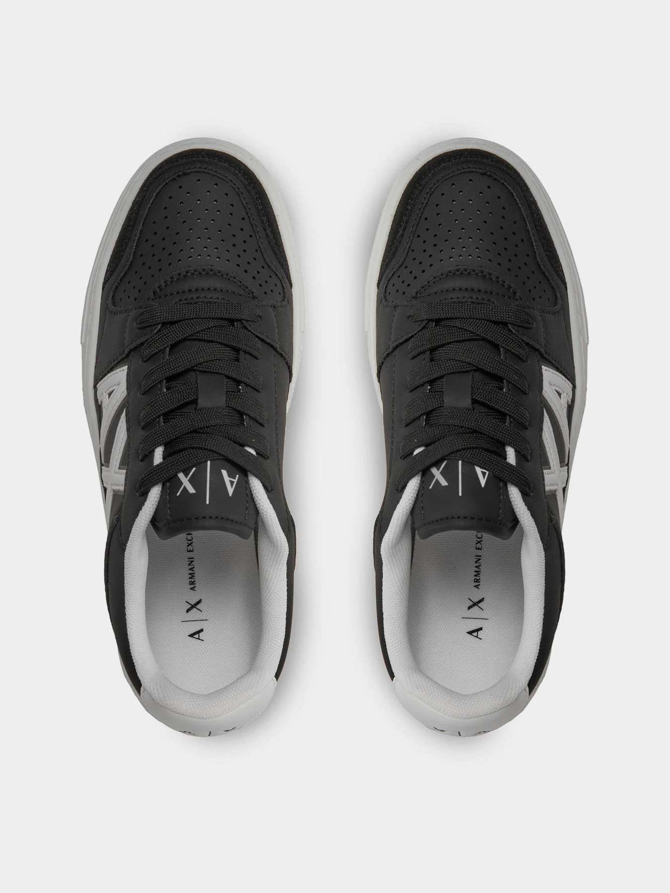 Кроссовки повседневные Armani Exchange модель XDX147-XV830-T037 Фото