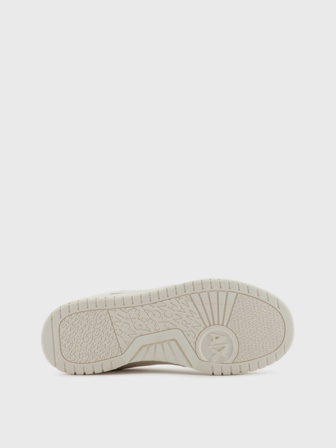 Кроссовки Armani Exchange модель XDX149-XV765-M801 Фото