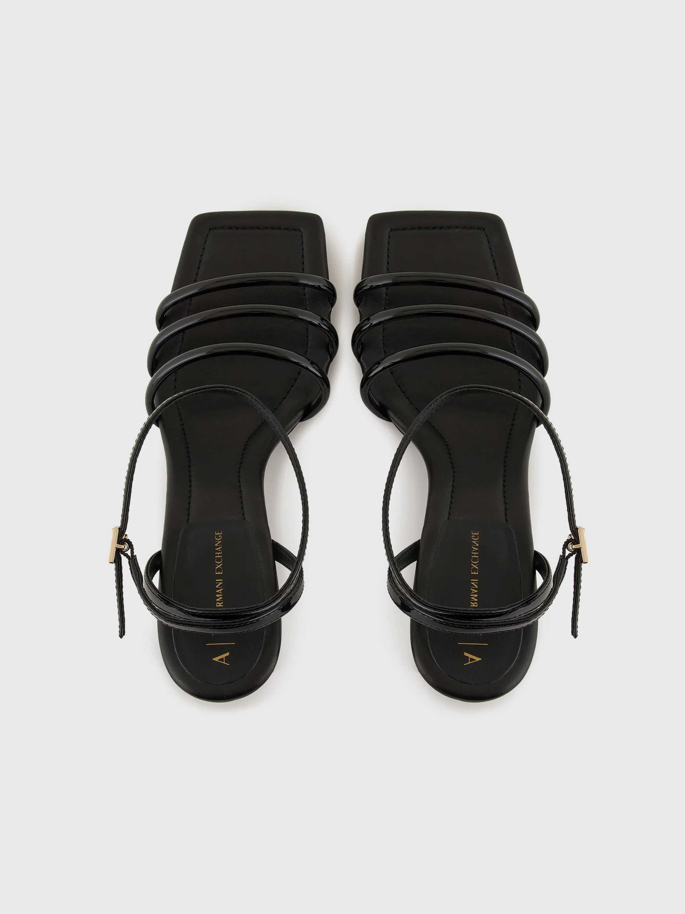 Босоножки Armani Exchange модель XDP048-XV843-00002 Фото