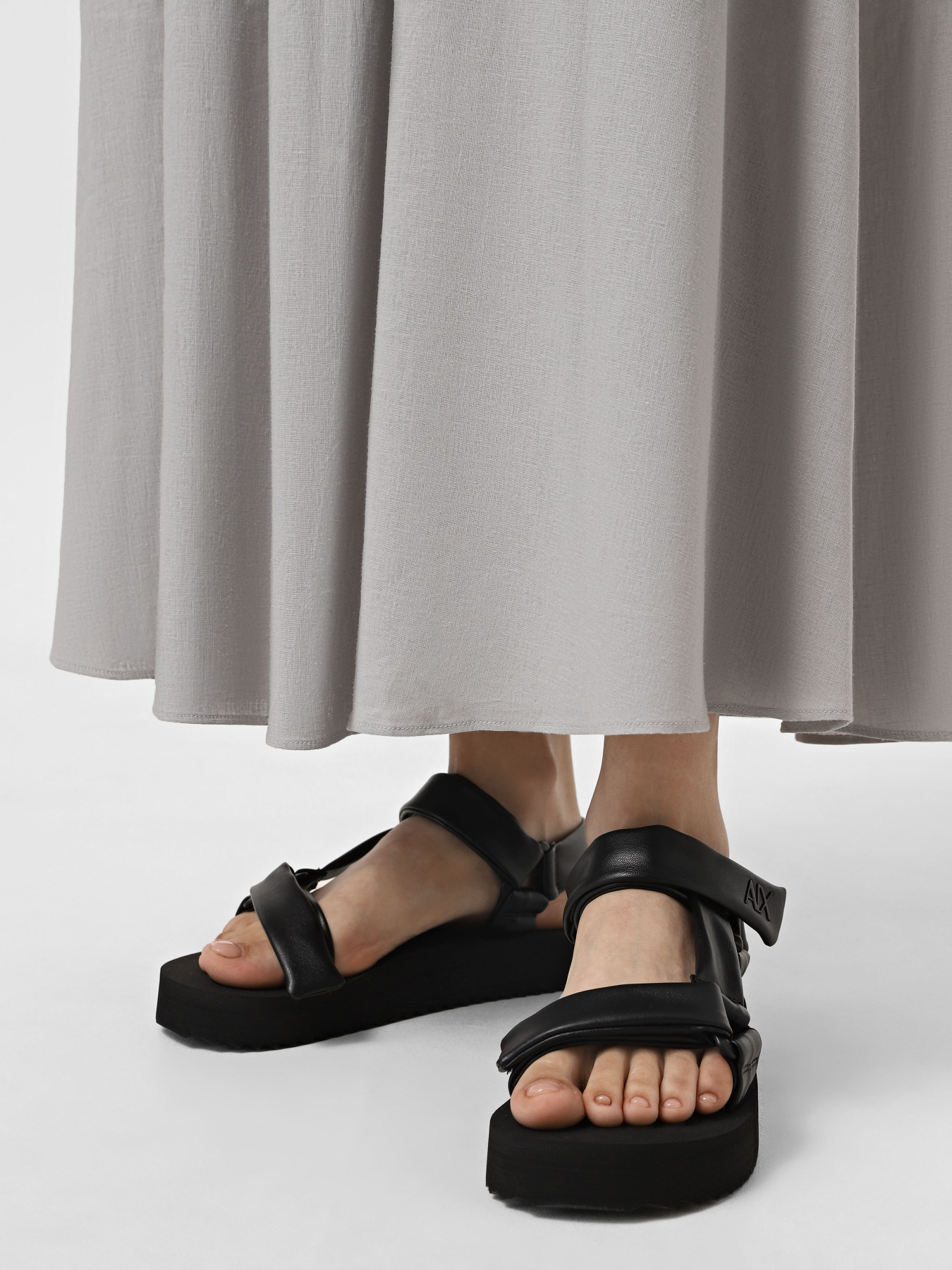 Сандалії Armani Exchange модель XDP044-XV841-00002 Фото