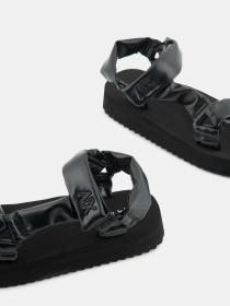 Сандалії Armani Exchange модель XDP044-XV841-00002 Фото