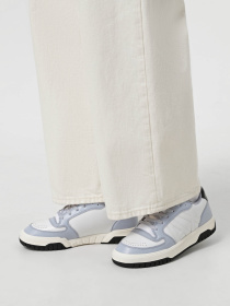 Кроссовки Armani Exchange модель XDX149-XV765-K709 Фото