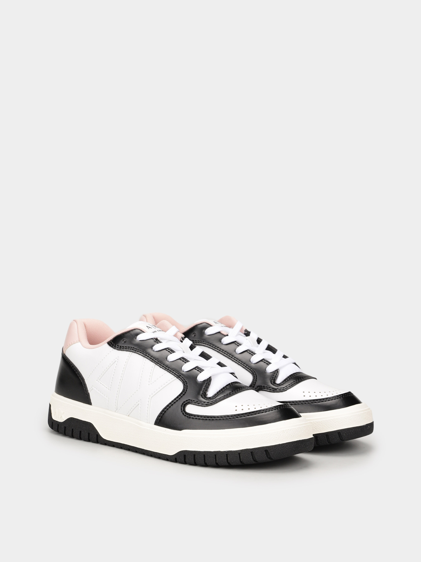 Кроссовки Armani Exchange модель XDX149-XV765-K488 Фото