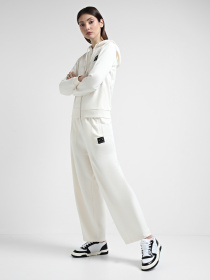 Кроссовки Armani Exchange модель XDX149-XV765-K488 Фото