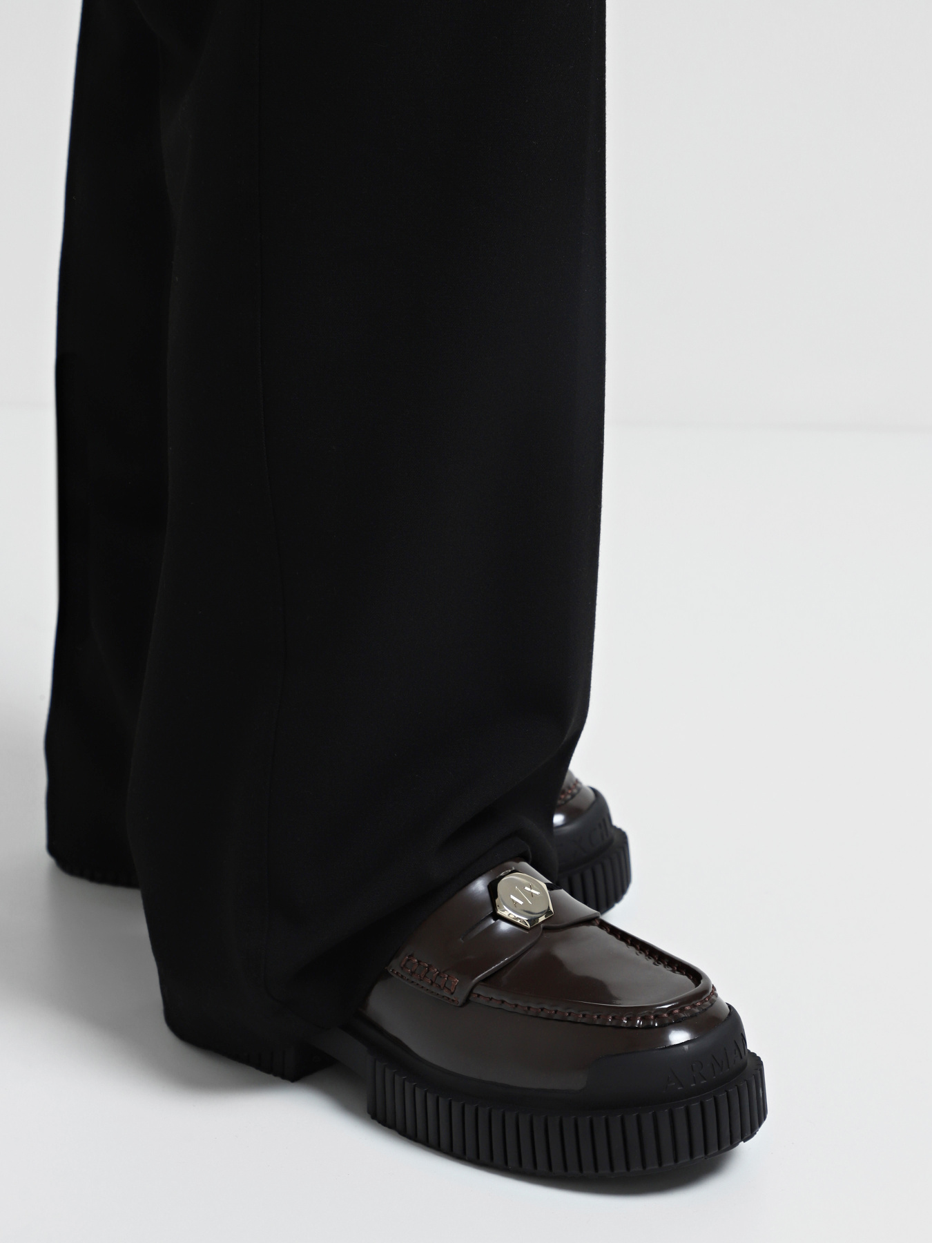 Лофери Armani Exchange модель XDA005-XV878-01800 Фото