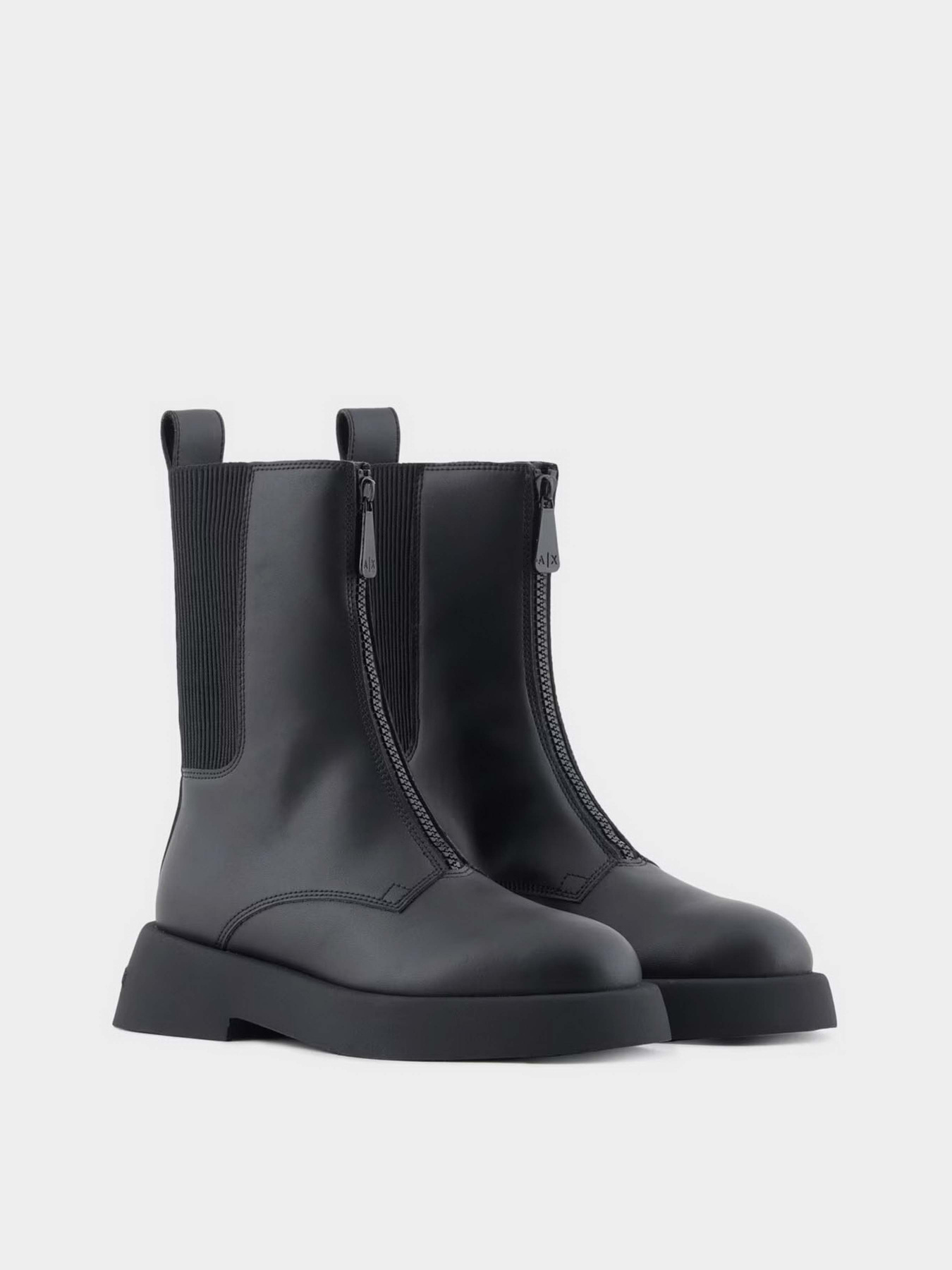 Ботинки и сапоги Armani Exchange модель XDN036-XV881-00002 Ботинки и сапоги Armani Exchange модель XDN036-XV881-00002 Фото