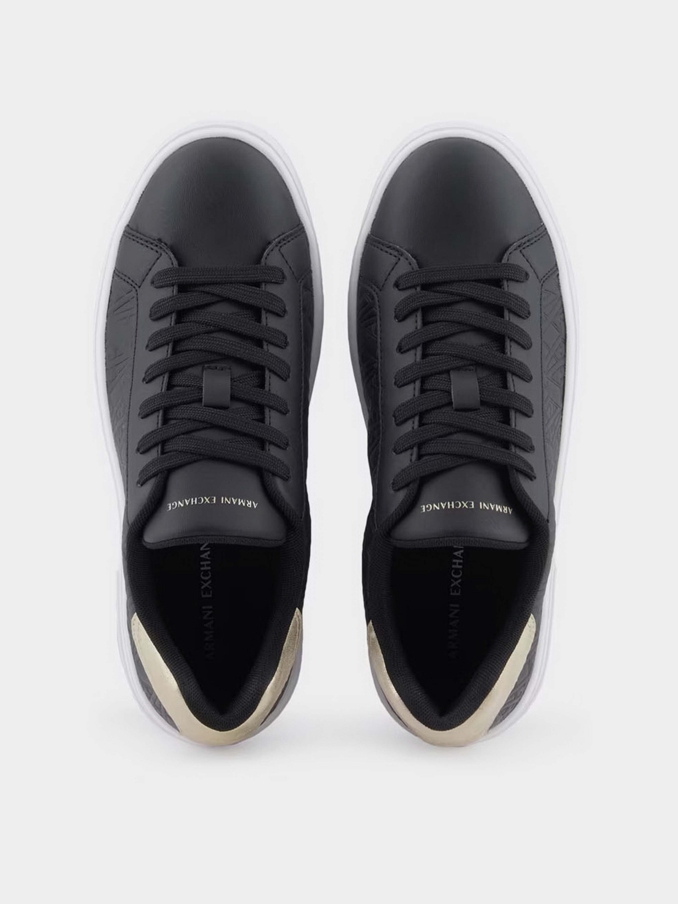 Кеды низкие Armani Exchange модель XDX165-XV891-T780 Кеды низкие Armani Exchange модель XDX165-XV891-T780 Фото