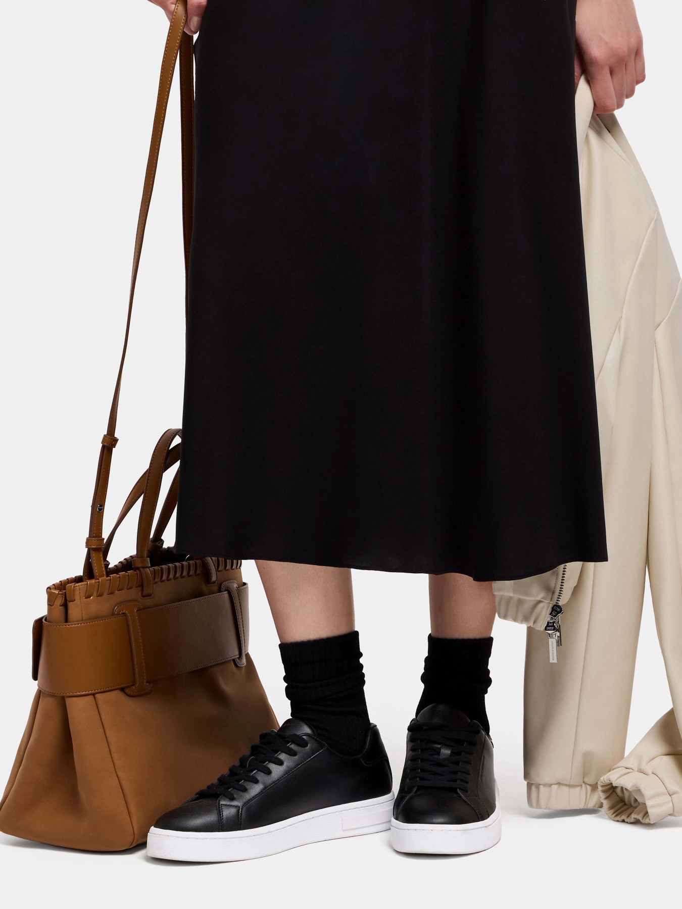 Кеды низкие Armani Exchange модель XW000295-AF11912-UC001 Фото