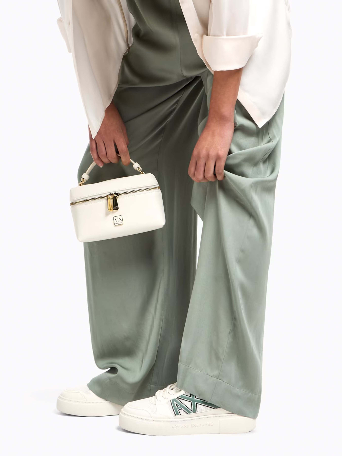 Кроссовки повседневные Armani Exchange модель XDX178-XV929-U604 Фото