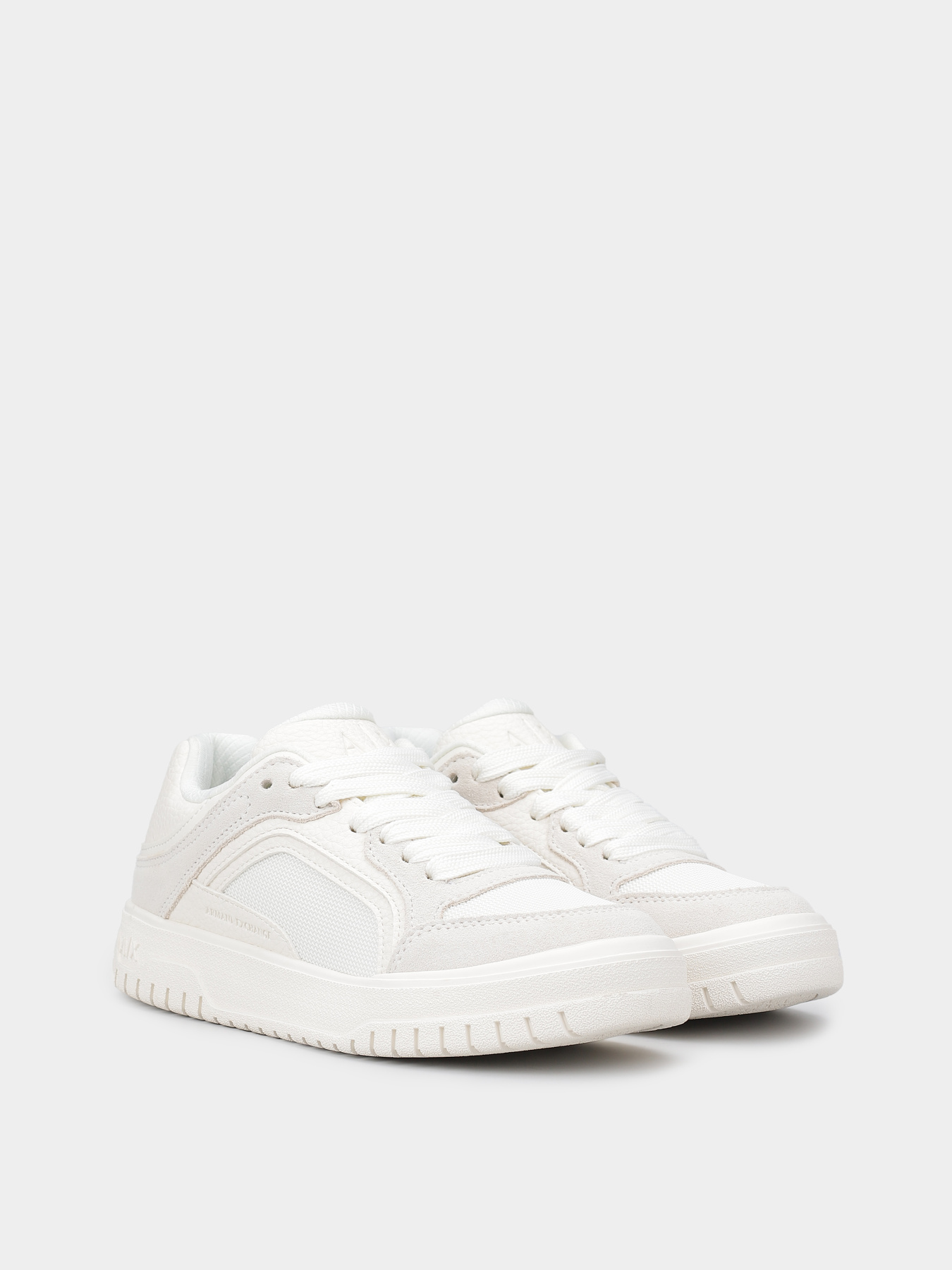 Кеди низькі Armani Exchange модель XDX185-XV935-M801 Кеди низькі Armani Exchange модель XDX185-XV935-M801 Фото