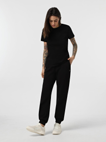 Кеди низькі Armani Exchange модель XDX185-XV935-M801 Кеди низькі Armani Exchange модель XDX185-XV935-M801 Фото