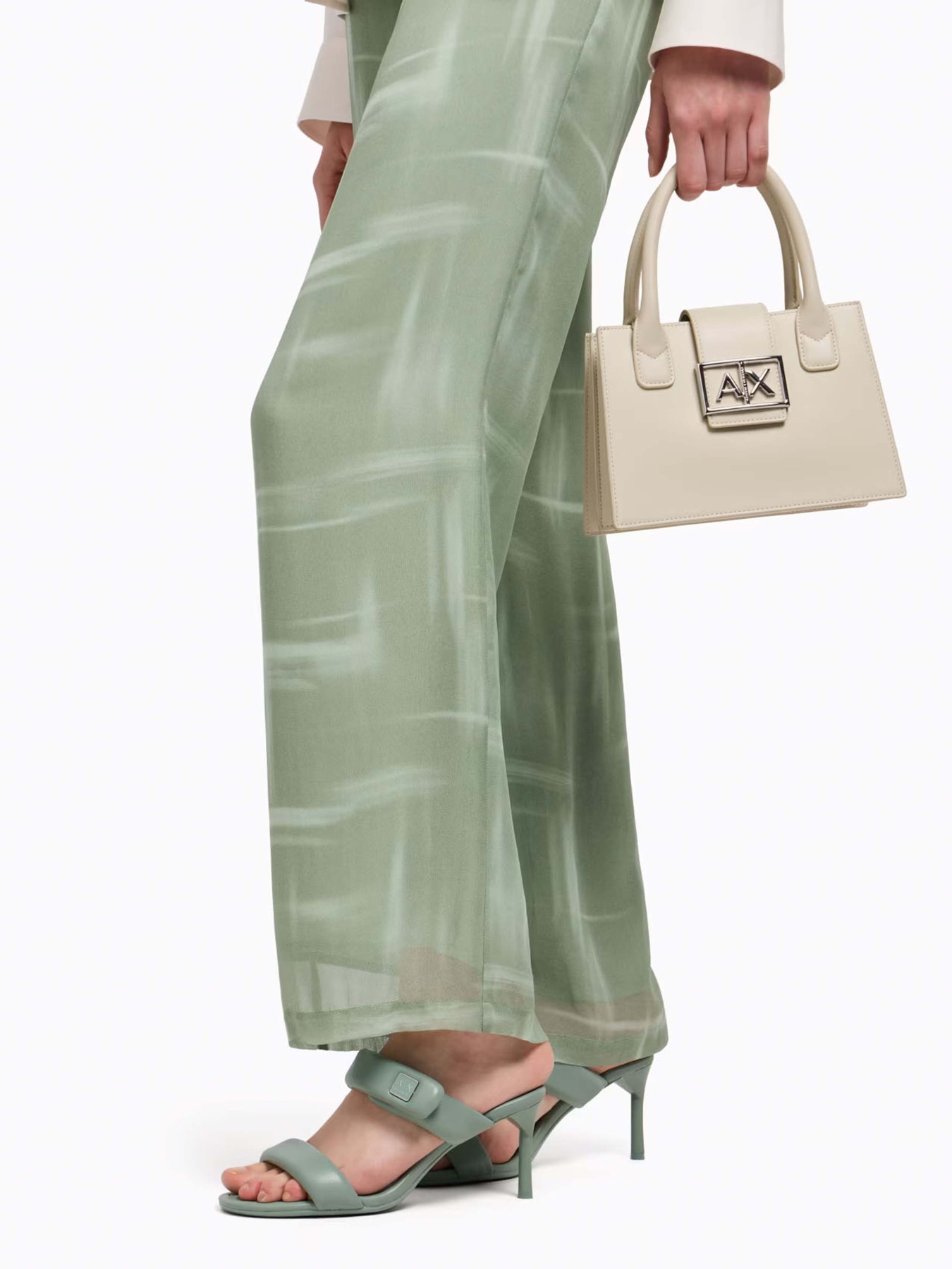 Мюли Armani Exchange модель XDP060-XV926-01817 Фото