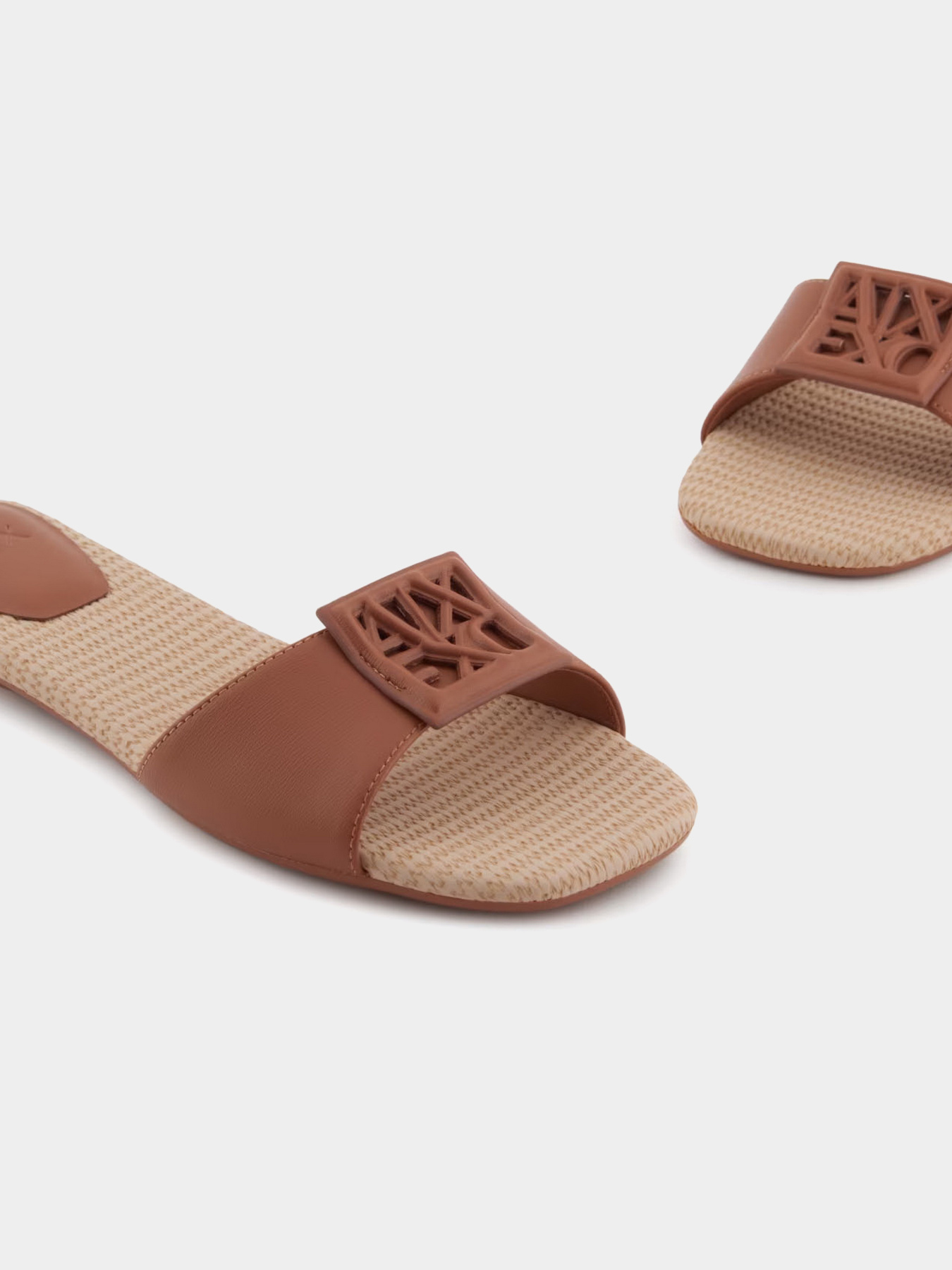 Шлепанцы Armani Exchange модель XDP055-XV921-01816 Фото