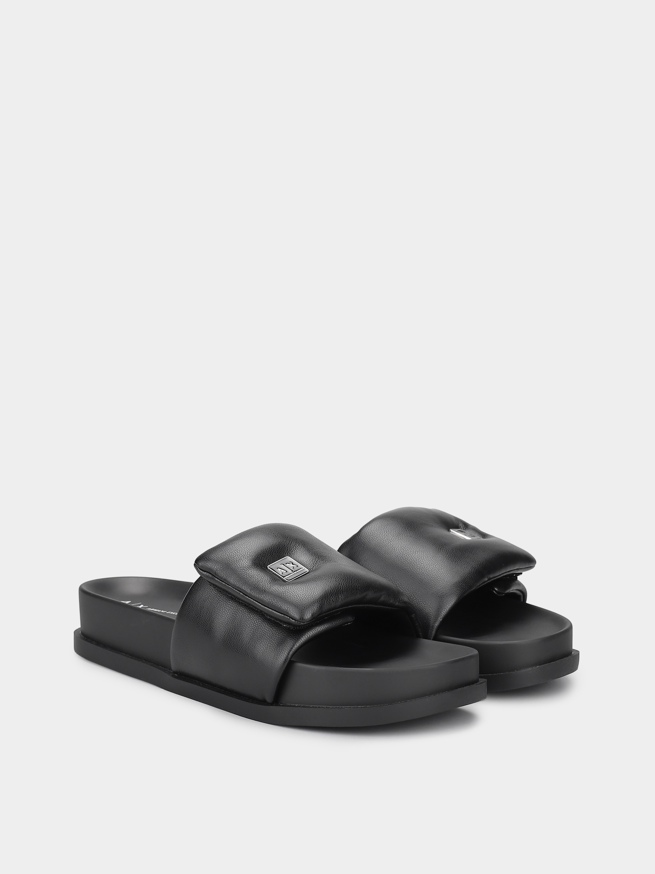 Шльопанці Armani Exchange модель XDP061-XV926-00002 Фото