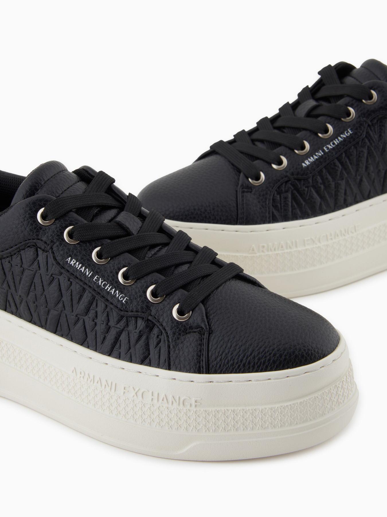 Кеды низкие Armani Exchange модель XW001630-AF17351-UC001 Фото