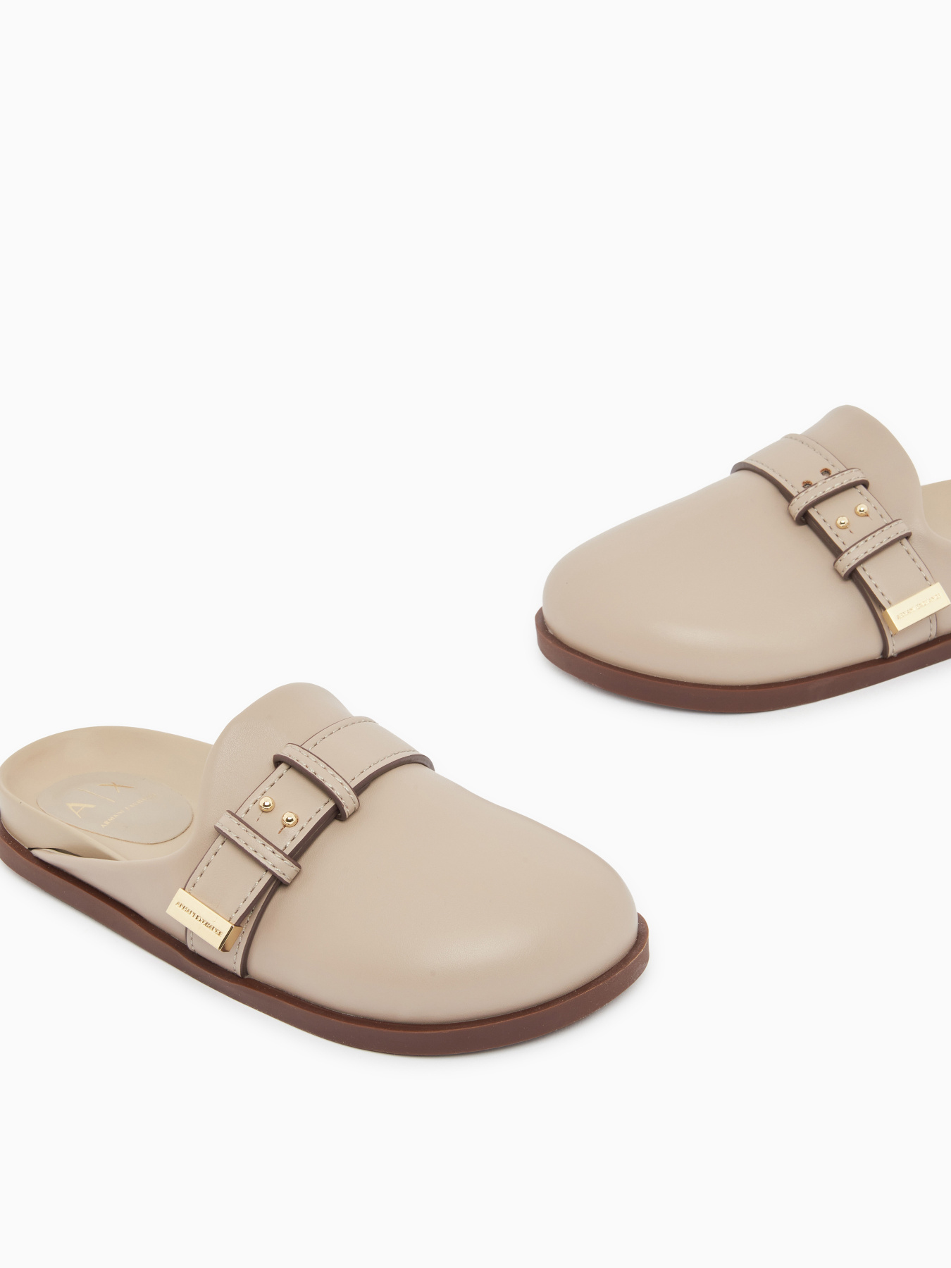 Сабо Armani Exchange модель XW002577-AF21266-U6223 Сабо Armani Exchange модель XW002577-AF21266-U6223 Фото