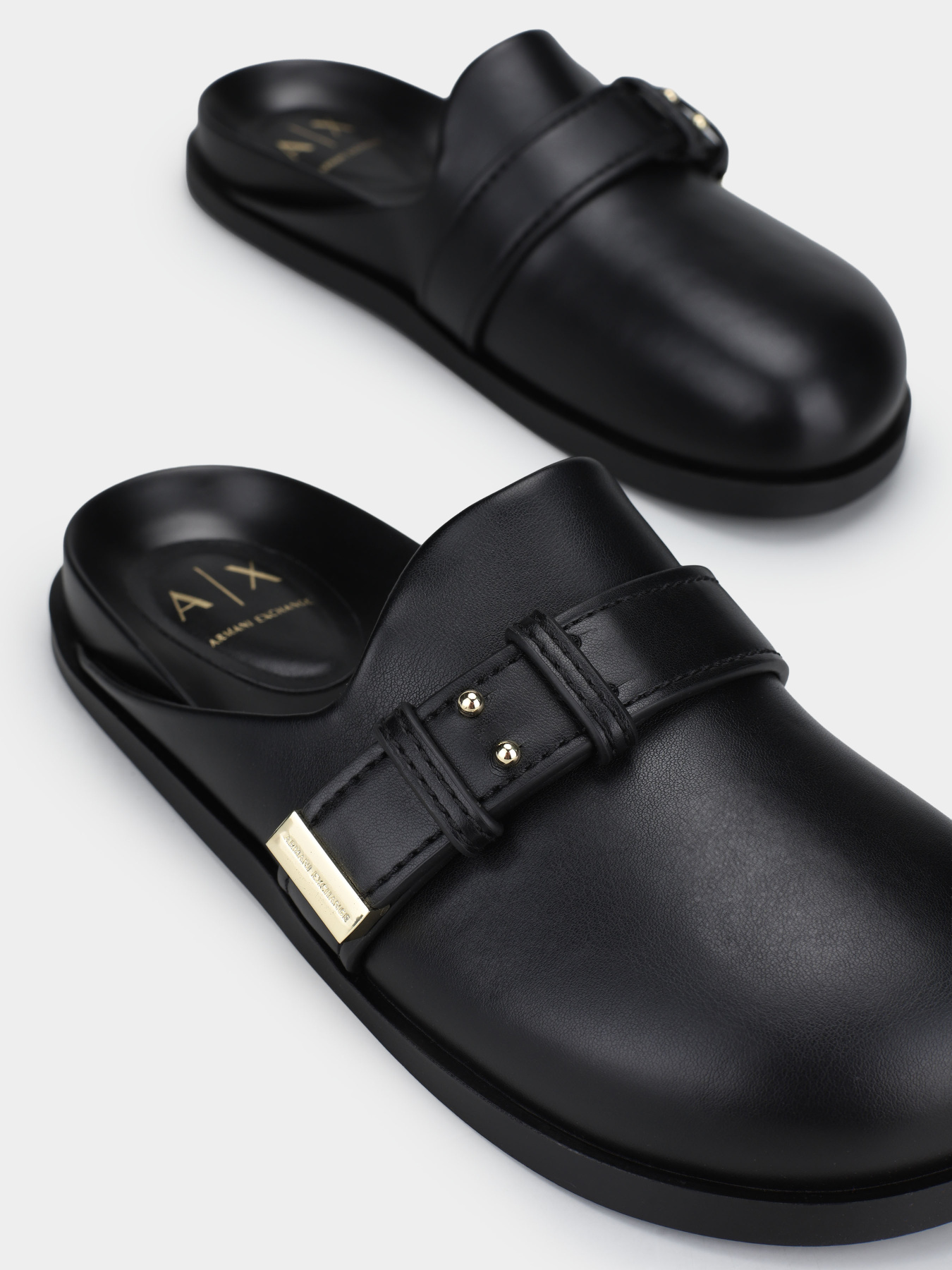 Шлёпанцы Armani Exchange модель XW002577-AF21266-UC001 Фото