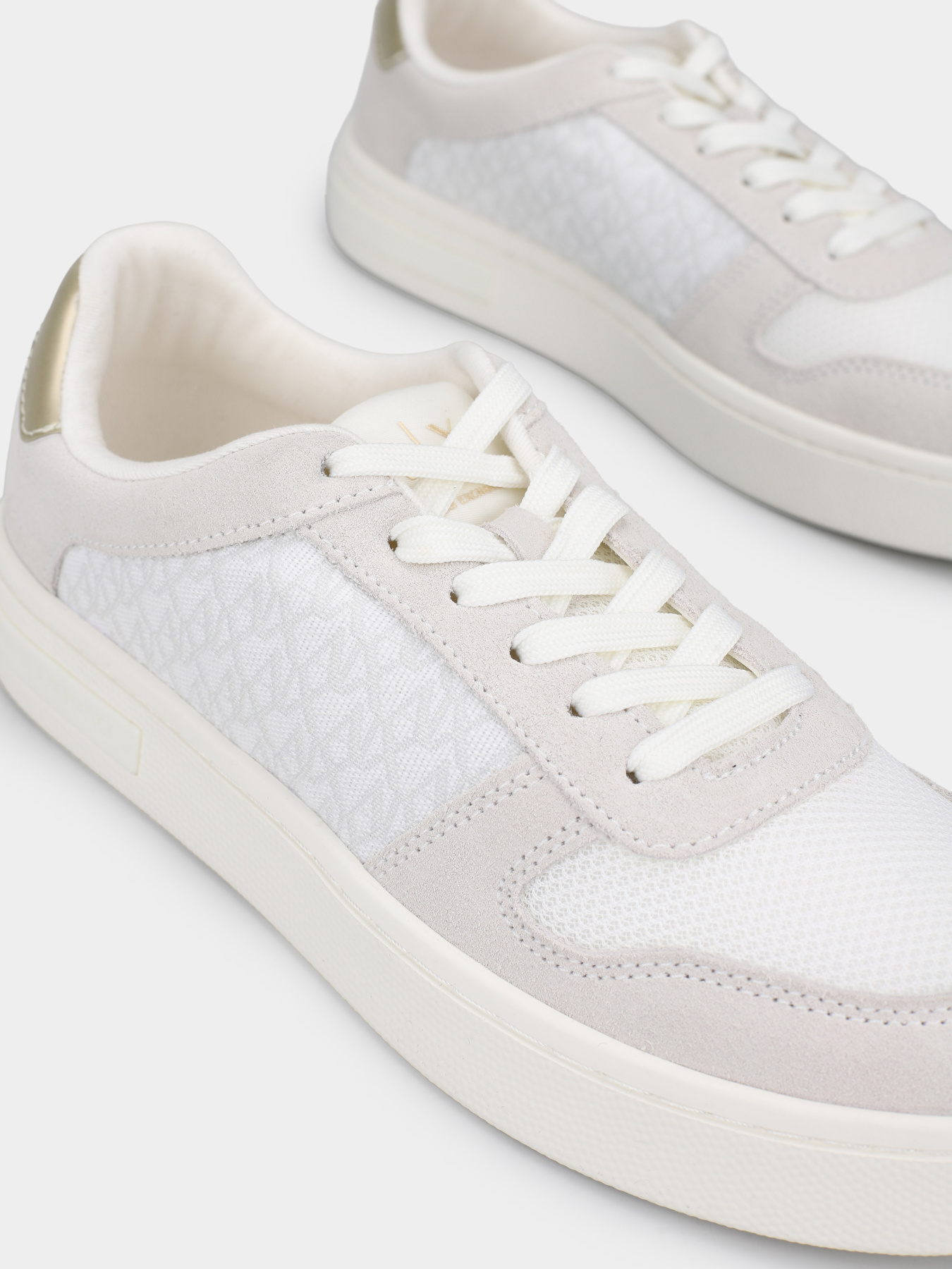 Кеды Armani Exchange модель XW002783-AF25162-MZ128 Фото
