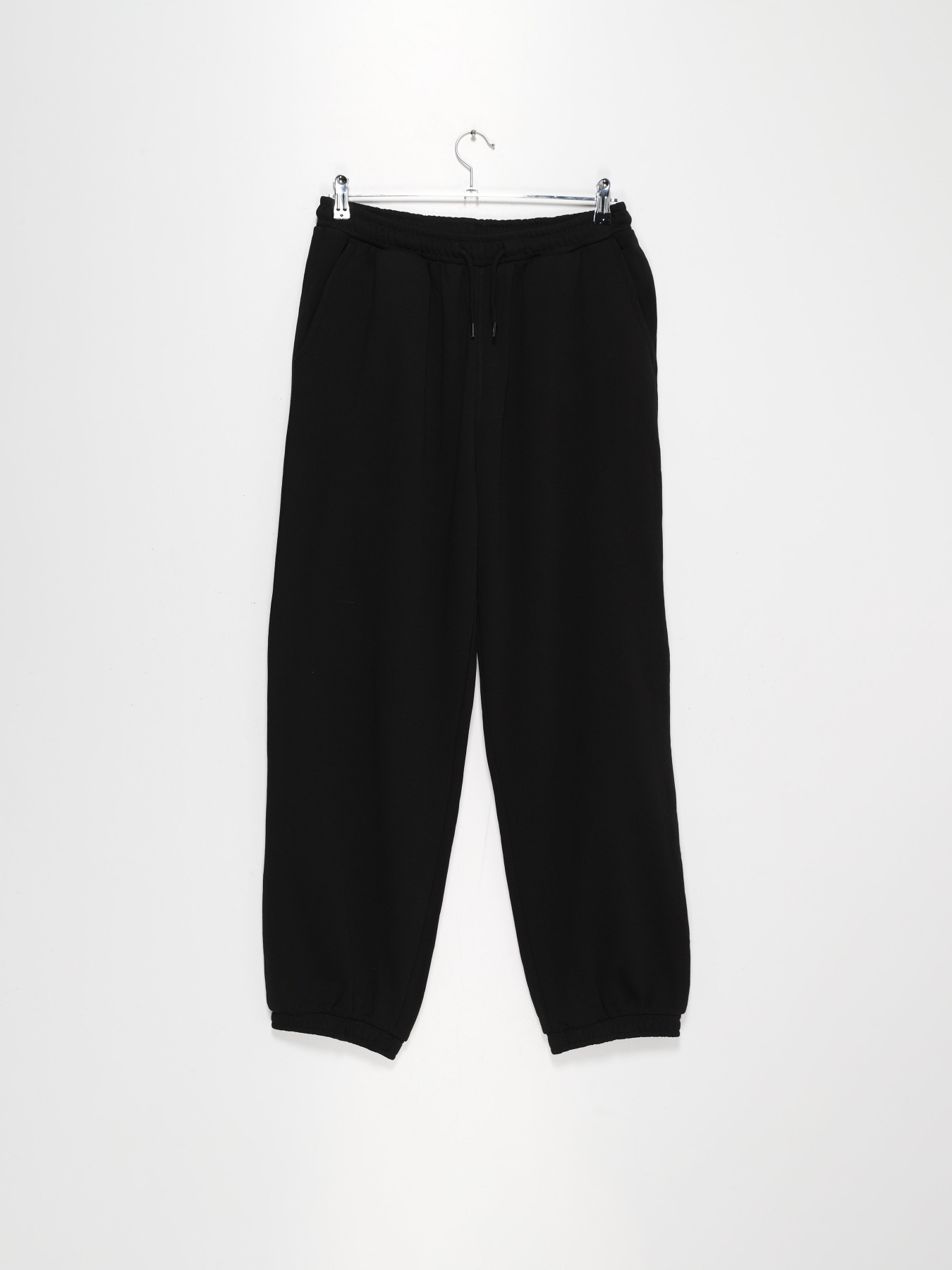 Штани спортивні Weekday модель 0907880_чорний Фото