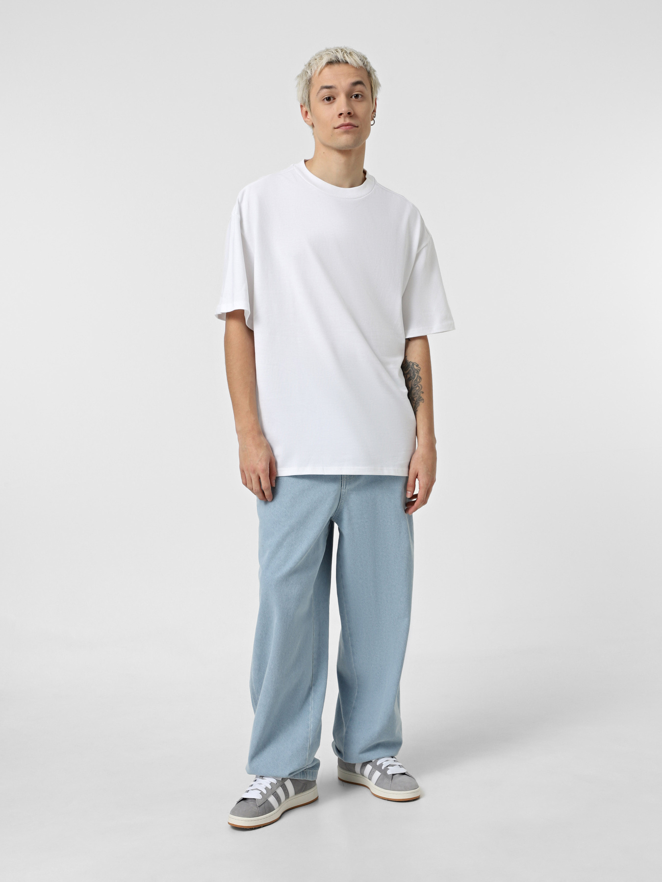 Футболка Weekday модель 615347_WHITE Футболка Weekday модель 615347_WHITE Фото