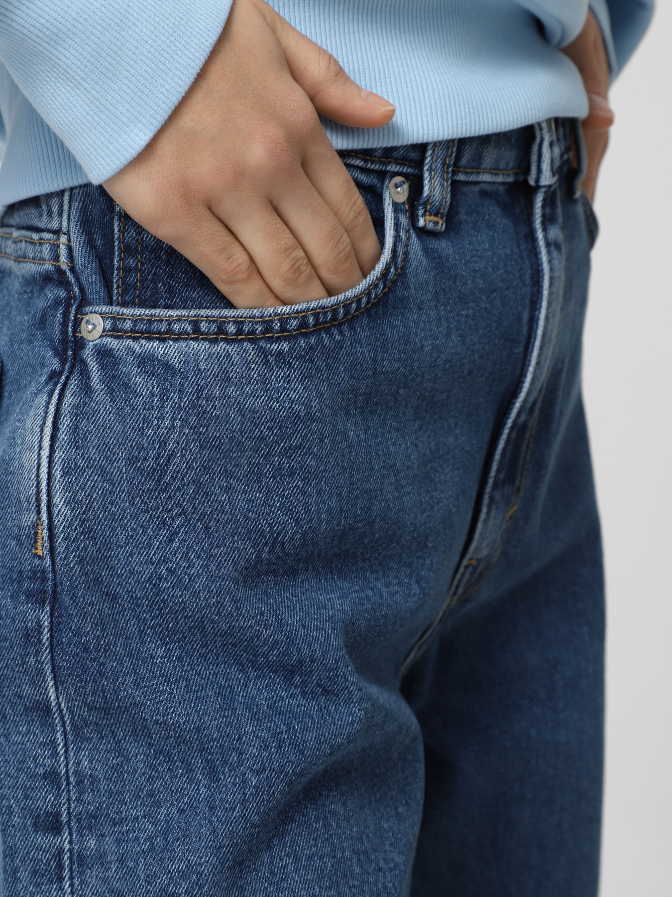 Прямые джинсы Weekday модель 816760_BLUE Фото