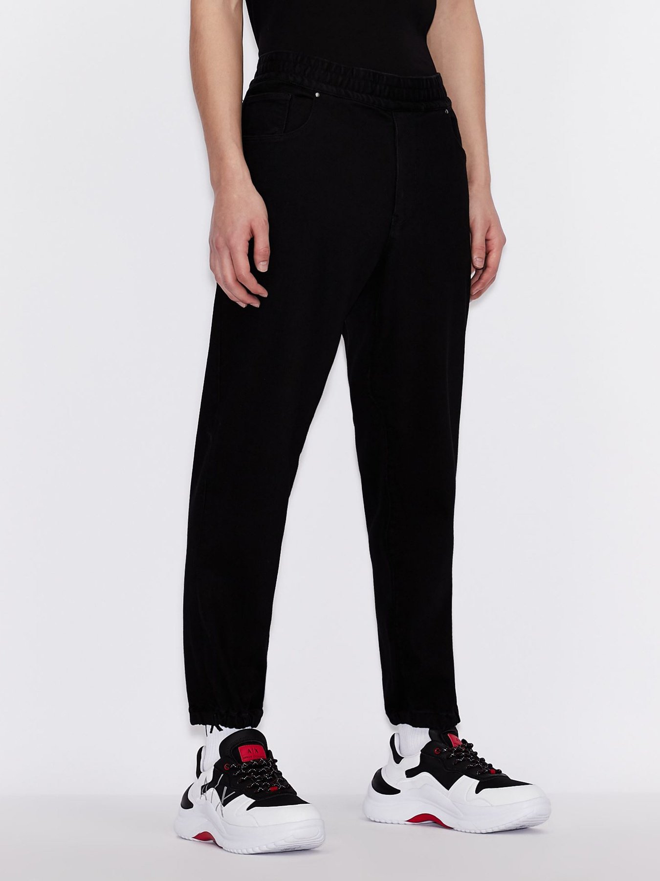 Завужені джинси Armani Exchange Slim модель 3KZJ76-Z1GYZ-0204 Завужені джинси Armani Exchange Slim модель 3KZJ76-Z1GYZ-0204 Фото