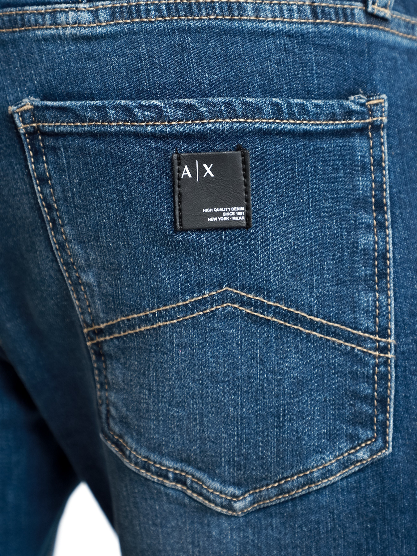 Завужені джинси Armani Exchange Slim модель 8NZJ13-Z3DXZ-1500 Фото