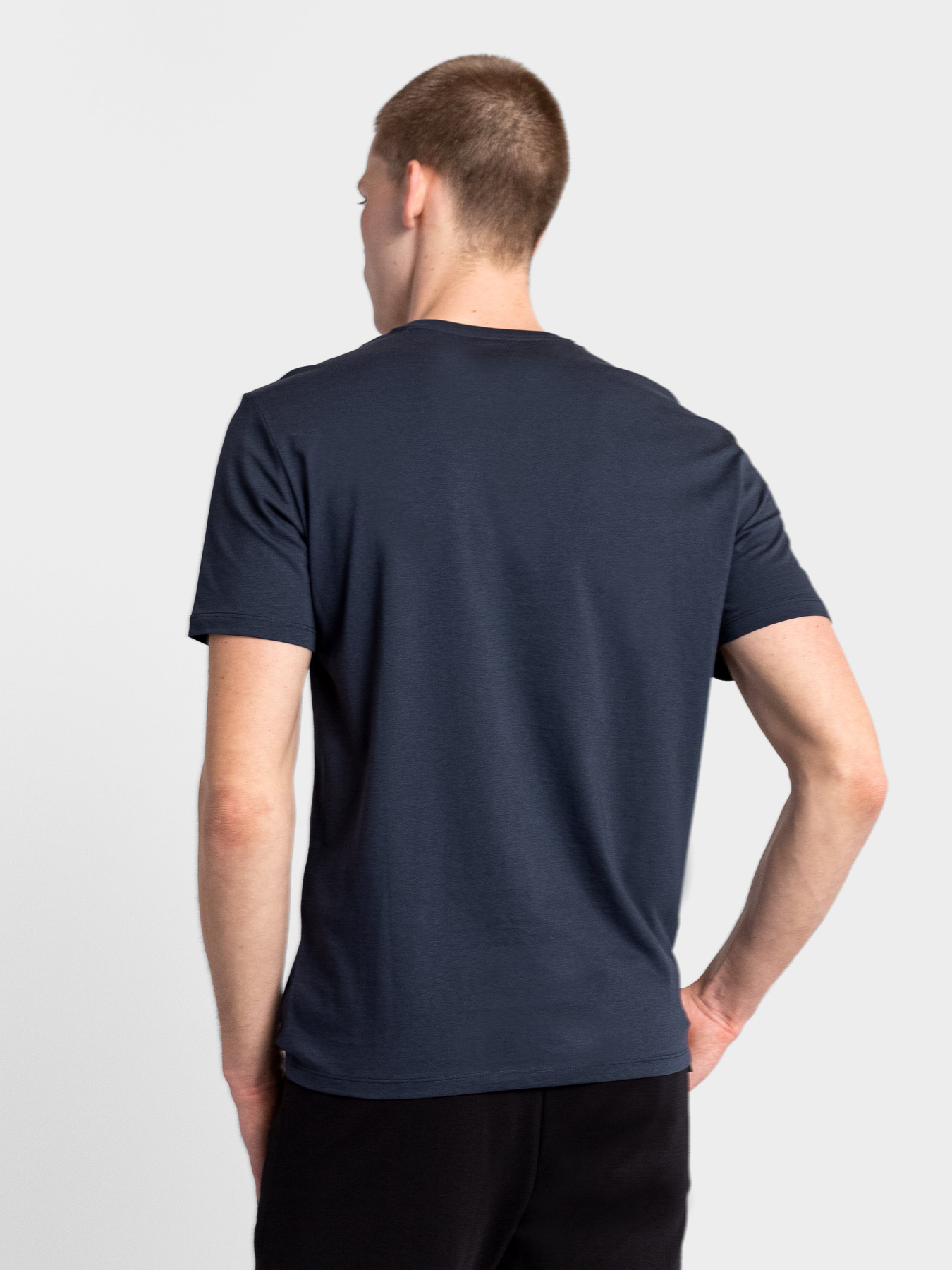 Футболки и поло Armani Exchange модель 3KZTFP-ZJ4JZ-1510 Фото