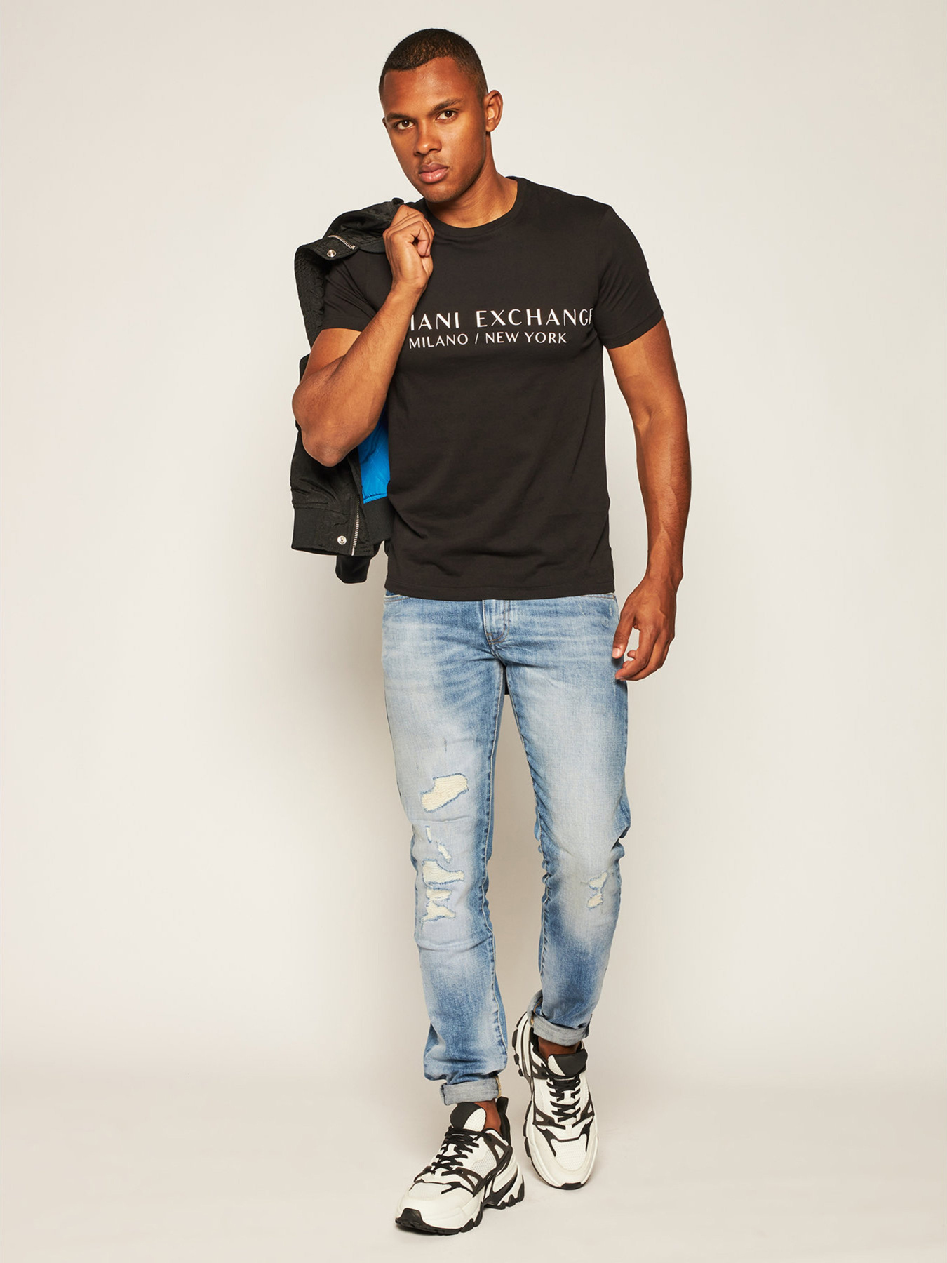 Футболки і поло Armani Exchange модель 8NZT72-Z8H4Z-1200 Фото