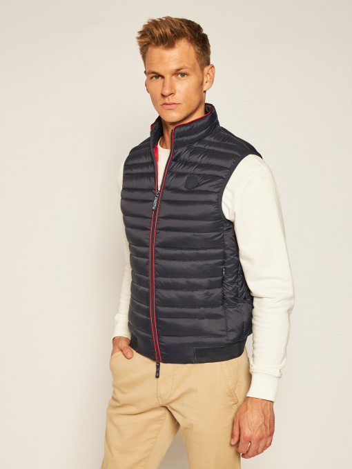Утепленный жилет Armani Exchange модель 8NZQ51-ZNW3Z-2566 Фото
