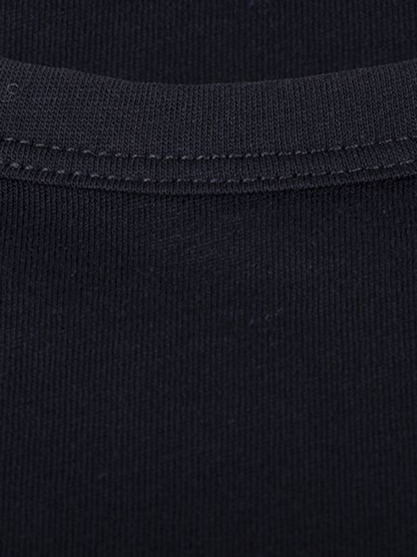 Футболки і поло Armani Exchange модель 8NZTCC-Z8H4Z-1510 Футболки і поло Armani Exchange модель 8NZTCC-Z8H4Z-1510 Фото