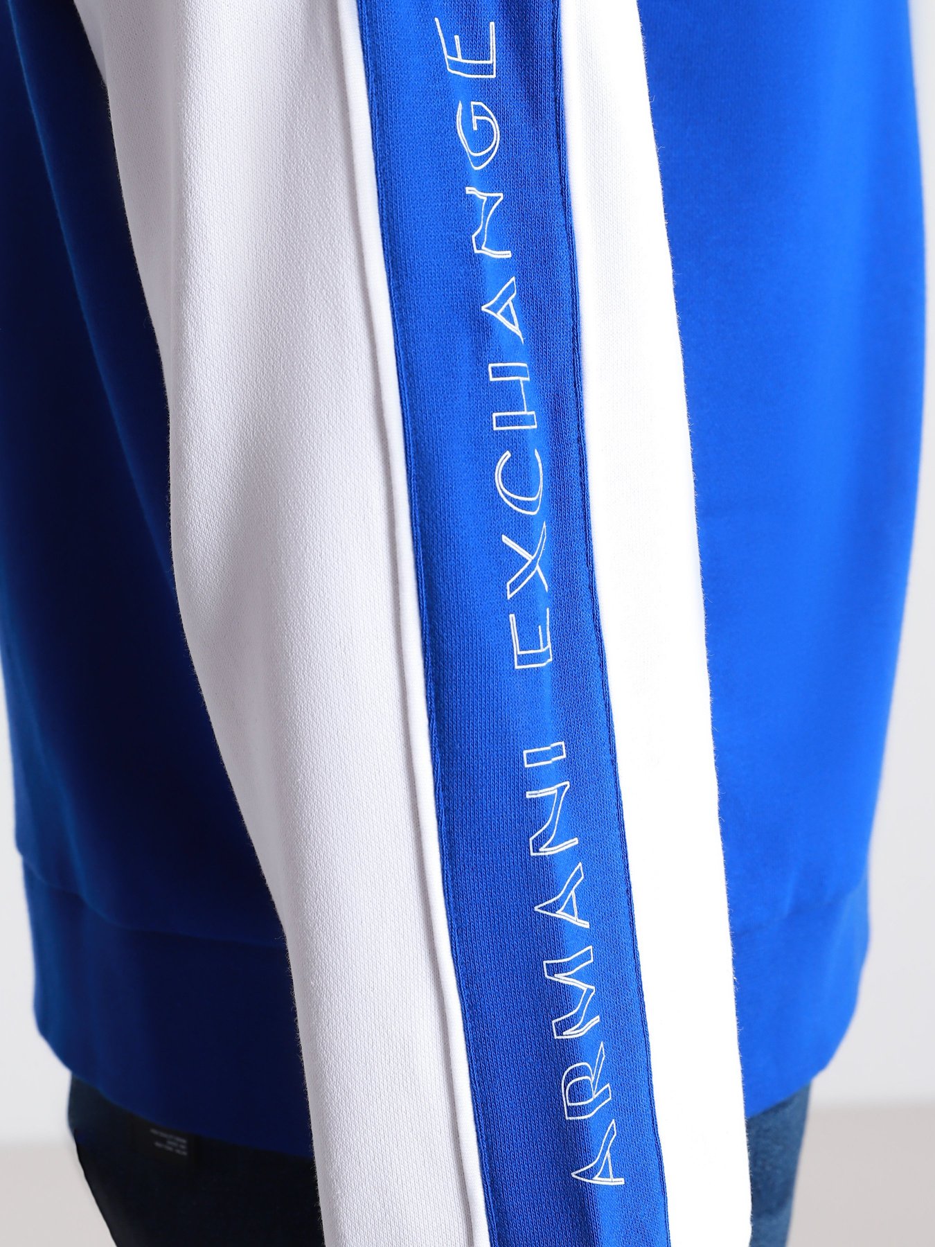 Свитшот Armani Exchange модель 6HZMAT-ZJ7RZ-9573 Фото