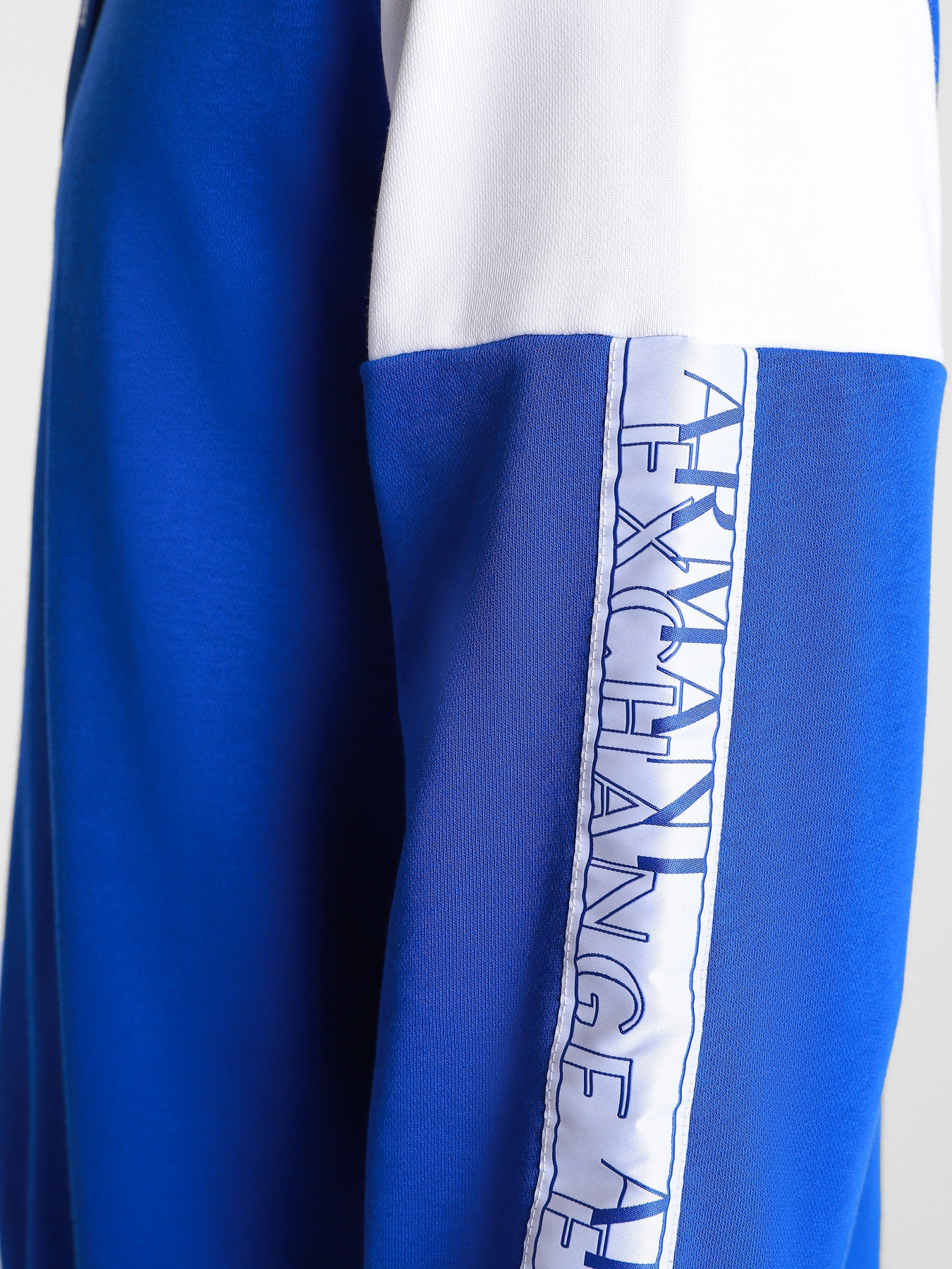 Худи Armani Exchange модель 6HZMFD-ZJ2RZ-7538 Худи Armani Exchange модель 6HZMFD-ZJ2RZ-7538 Фото