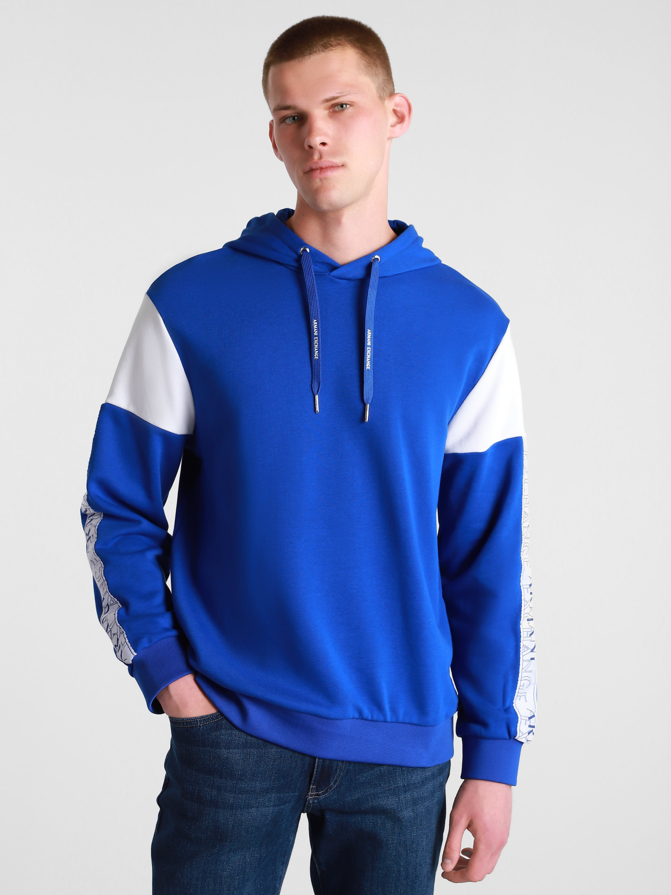 Худи Armani Exchange модель 6HZMFD-ZJ2RZ-7538 Худи Armani Exchange модель 6HZMFD-ZJ2RZ-7538 Фото