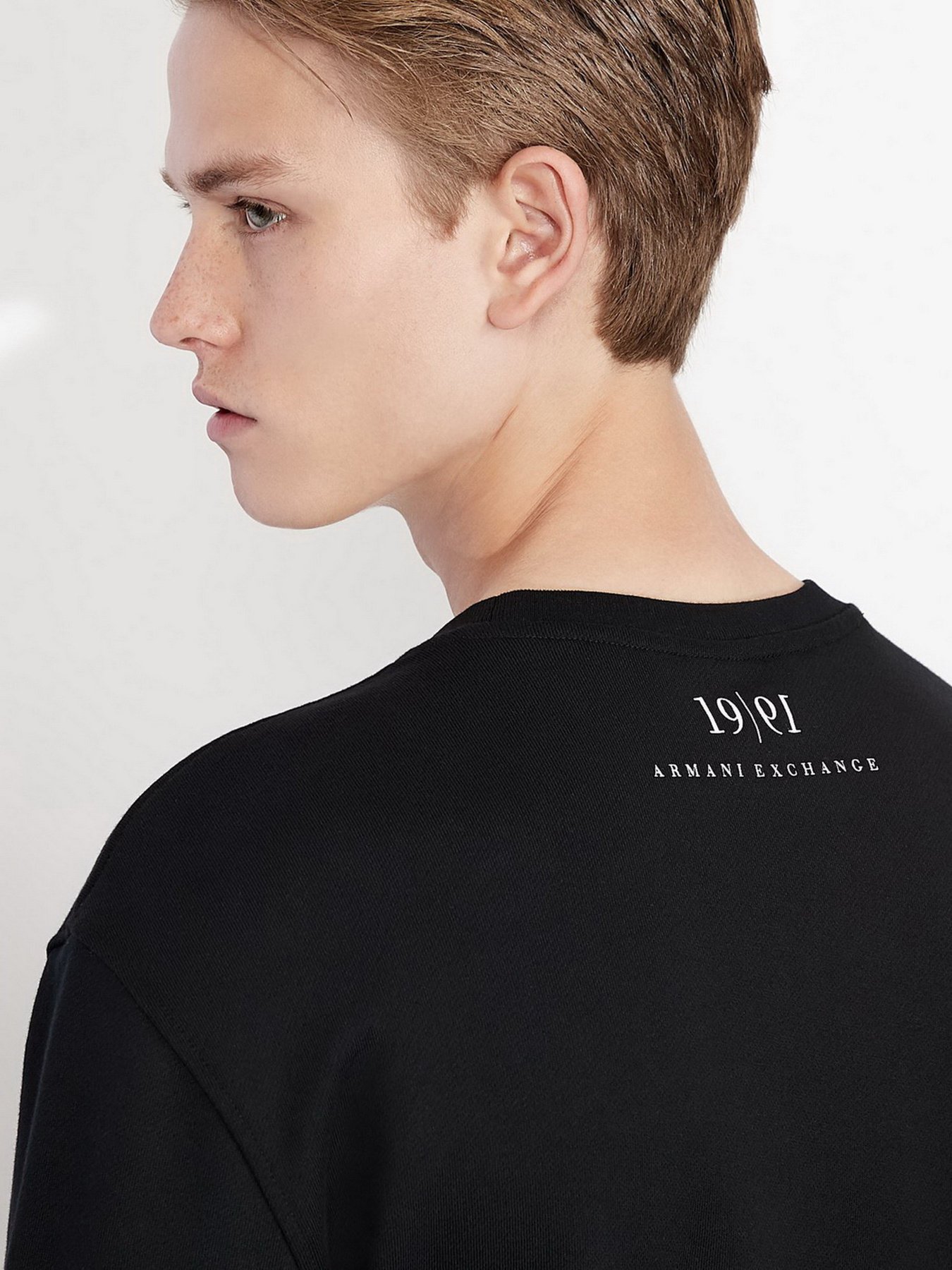 Світшот Armani Exchange модель 6KZMAW-ZJ6RZ-1200 Фото