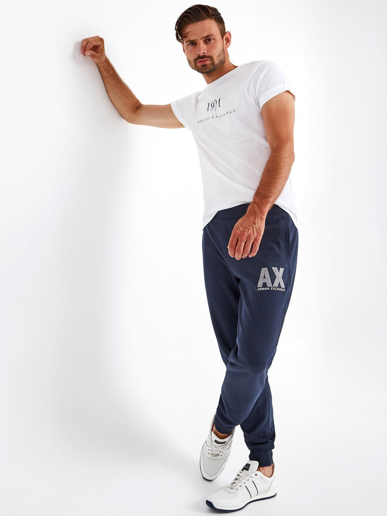 Футболка Armani Exchange модель 6KZTAH-ZJ5LZ-1100 Фото