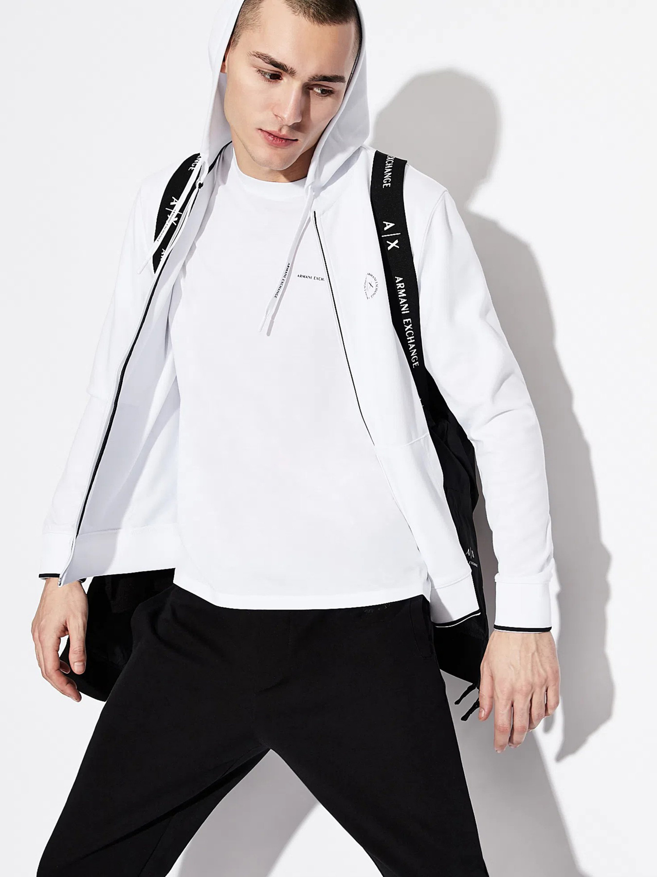 Футболка Armani Exchange модель 8NZT86-ZJA5Z-8139 Фото